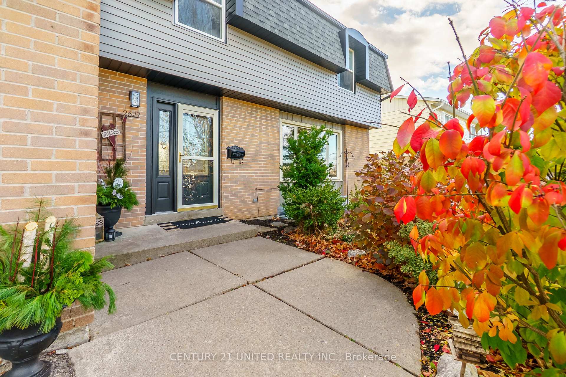 Photo 5 of 2627 Ridgetop Crescent, Peterborough, Ashburnham Ward 4 — HOMEH
