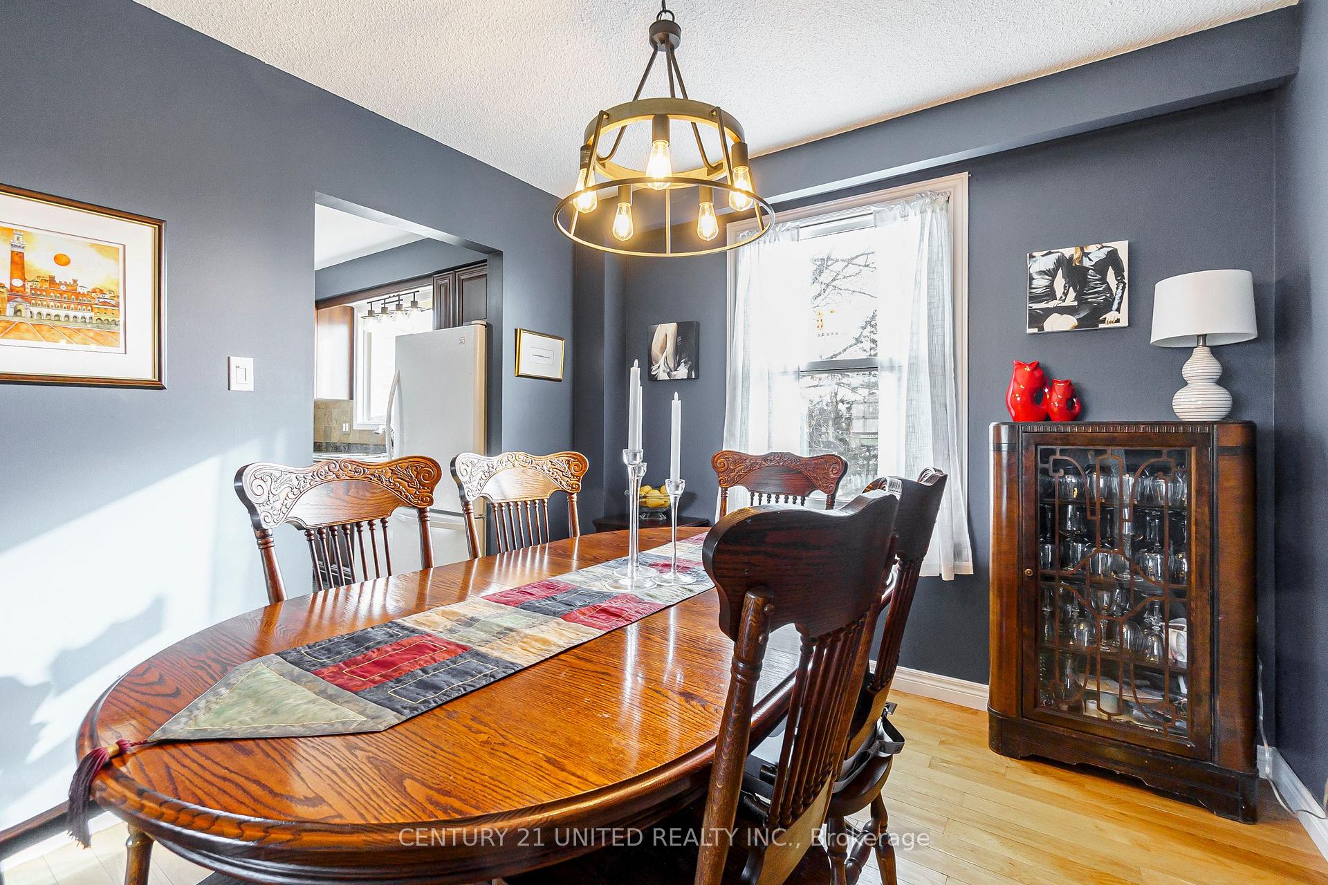 Photo 9 of 2627 Ridgetop Crescent, Peterborough, Ashburnham Ward 4 — HOMEH