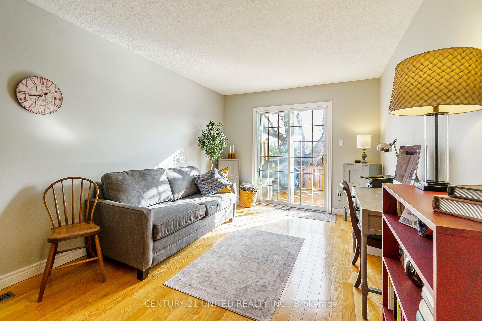 Photo 15 of 2627 Ridgetop Crescent, Peterborough, Ashburnham Ward 4 — HOMEH