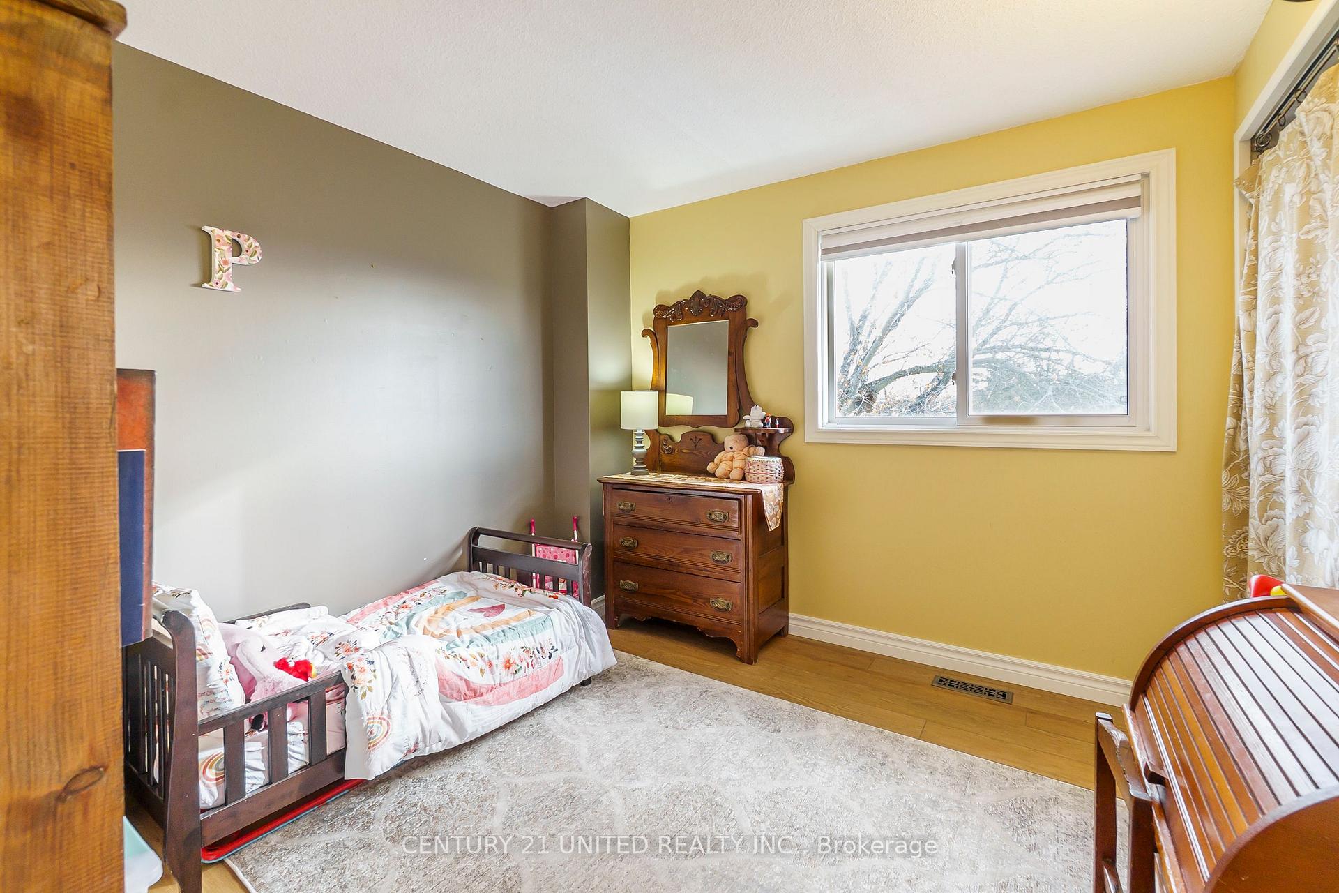 Photo 18 of 2627 Ridgetop Crescent, Peterborough, Ashburnham Ward 4 — HOMEH