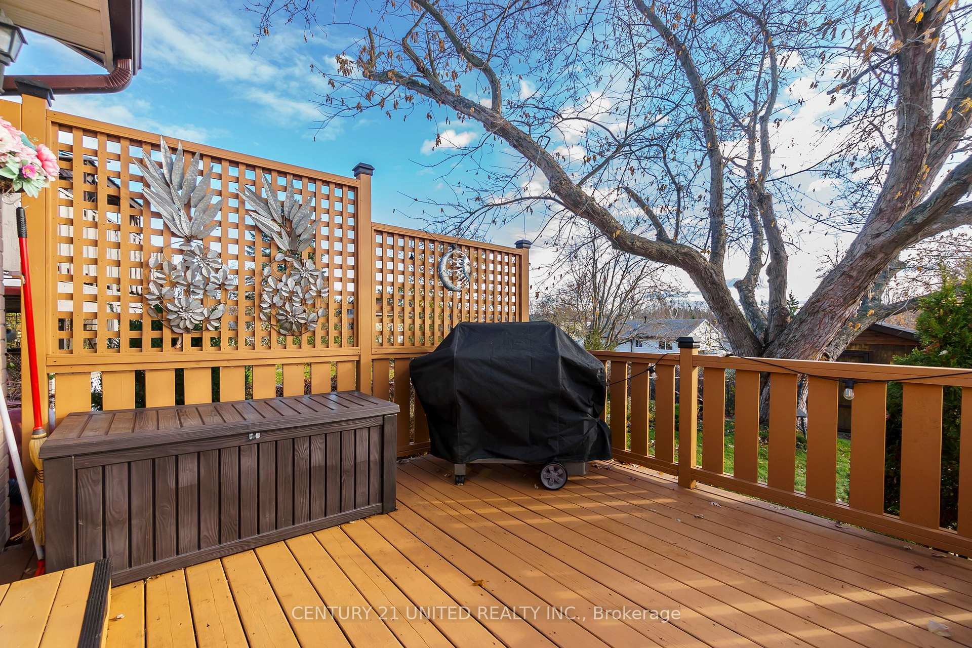 Photo 28 of 2627 Ridgetop Crescent, Peterborough, Ashburnham Ward 4 — HOMEH