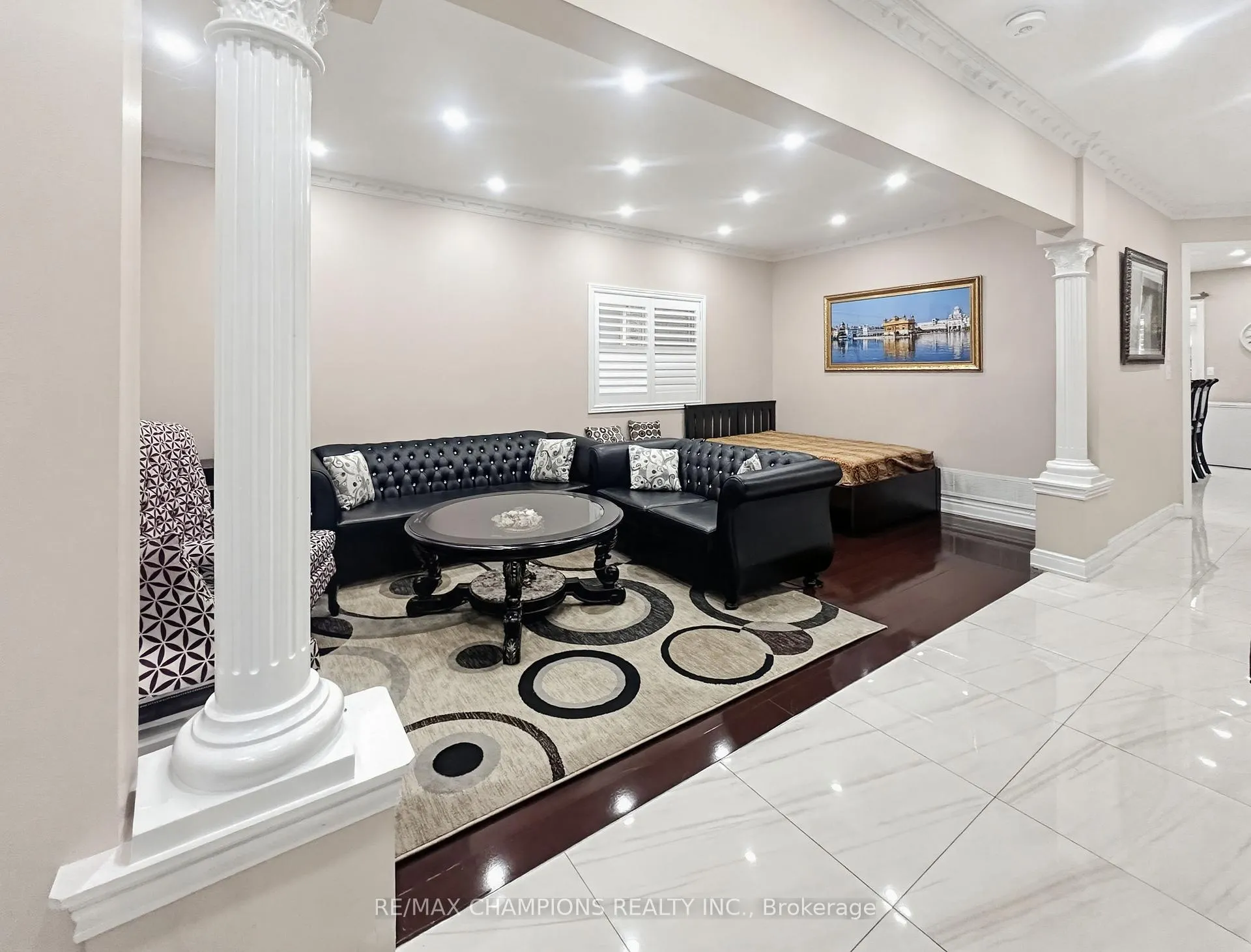 Photo 9 of 28 Blazing Star Drive, Brampton, Sandringham-Wellington — HOMEH