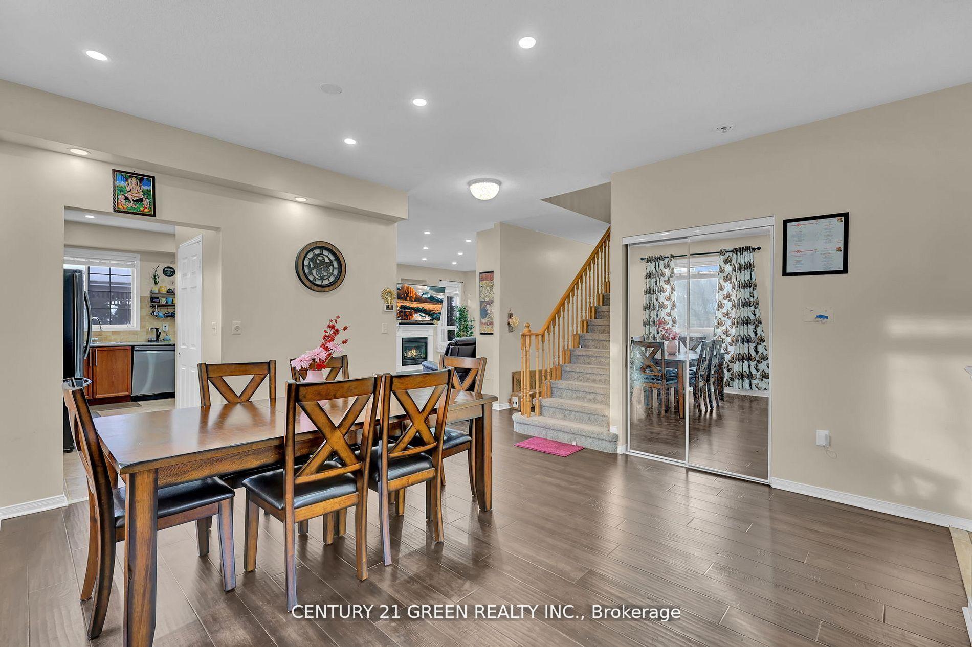 Photo 14 of 1070 Songbird Drive, Oshawa, Pinecrest — HOMEH