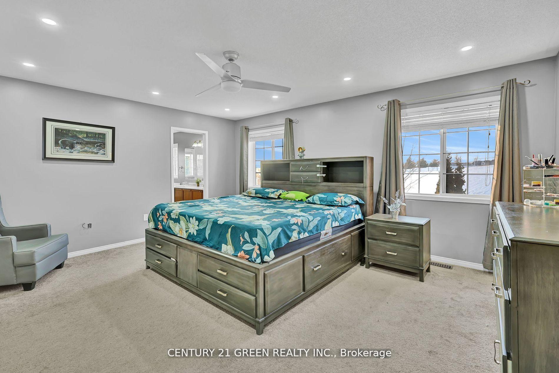Photo 23 of 1070 Songbird Drive, Oshawa, Pinecrest — HOMEH