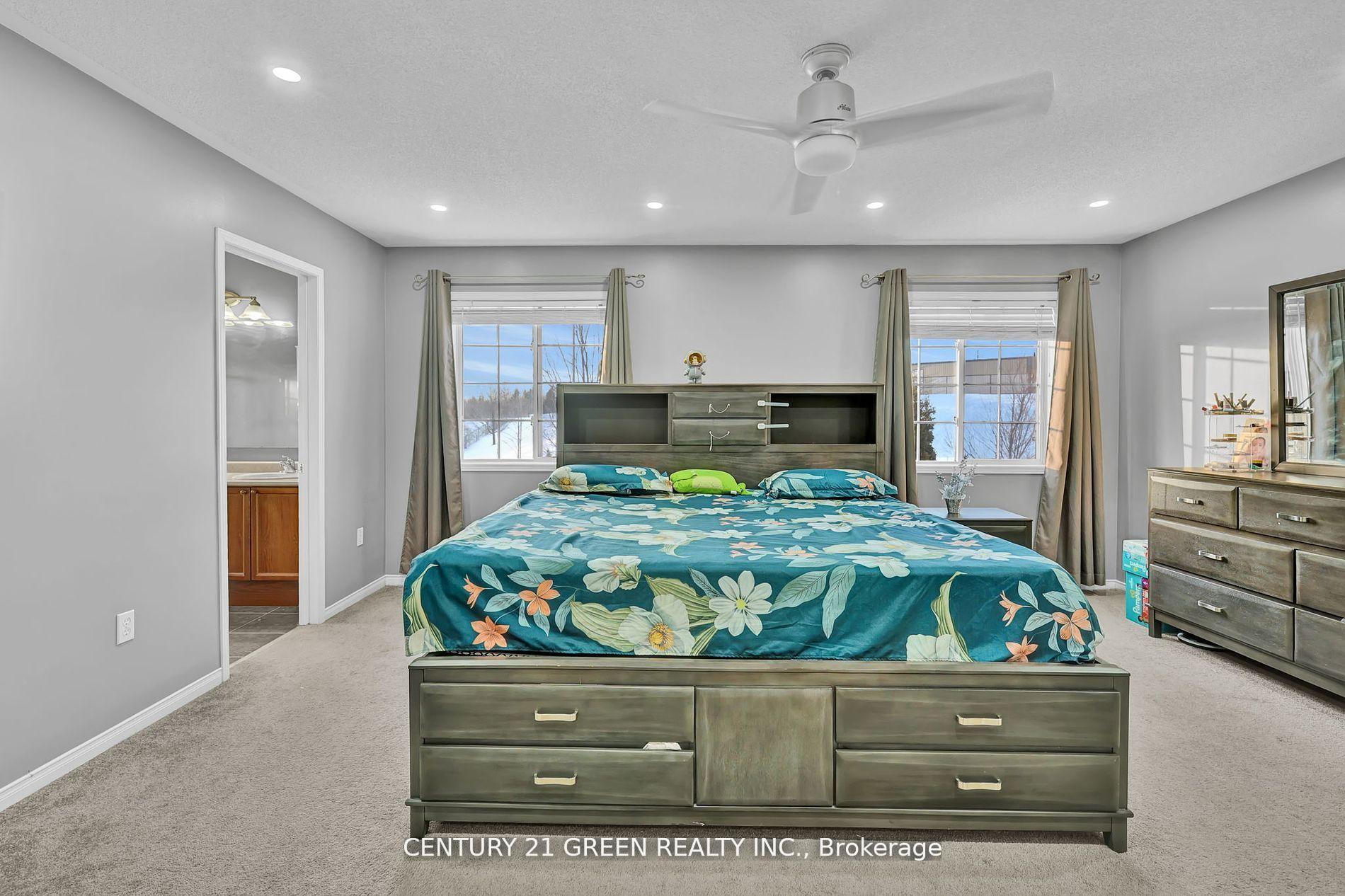 Photo 25 of 1070 Songbird Drive, Oshawa, Pinecrest — HOMEH