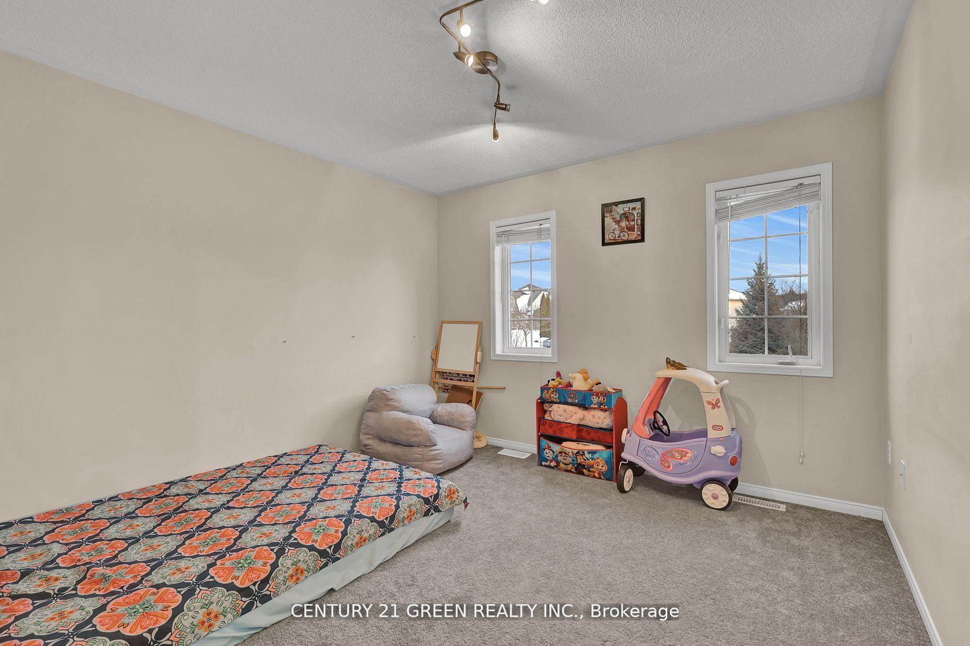 Photo 30 of 1070 Songbird Drive, Oshawa, Pinecrest — HOMEH