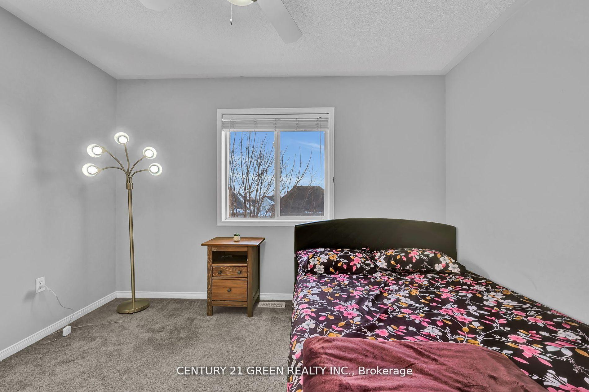 Photo 37 of 1070 Songbird Drive, Oshawa, Pinecrest — HOMEH