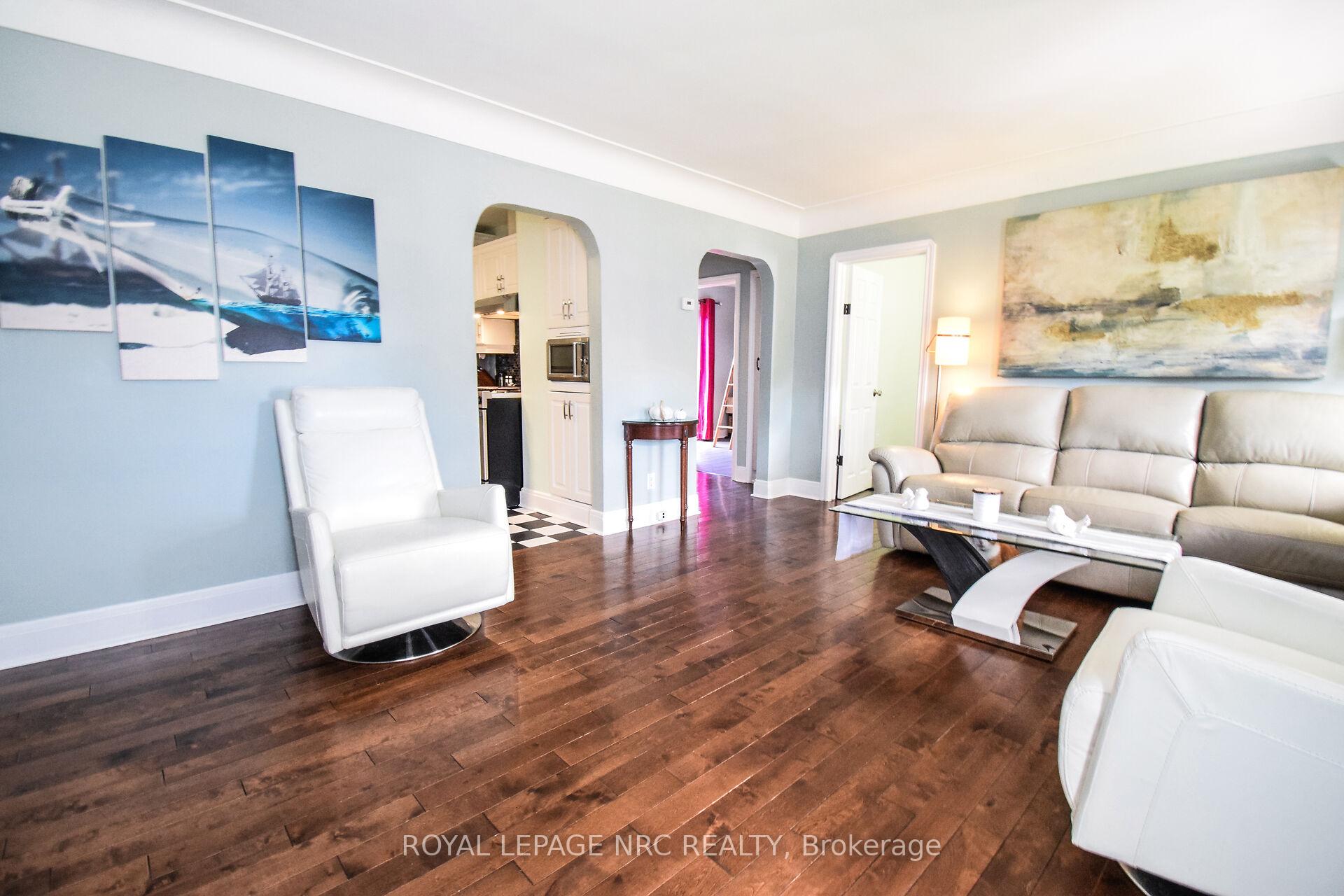 Photo 4 of 850 David Street, Welland, Lincoln/Crowland — HOMEH