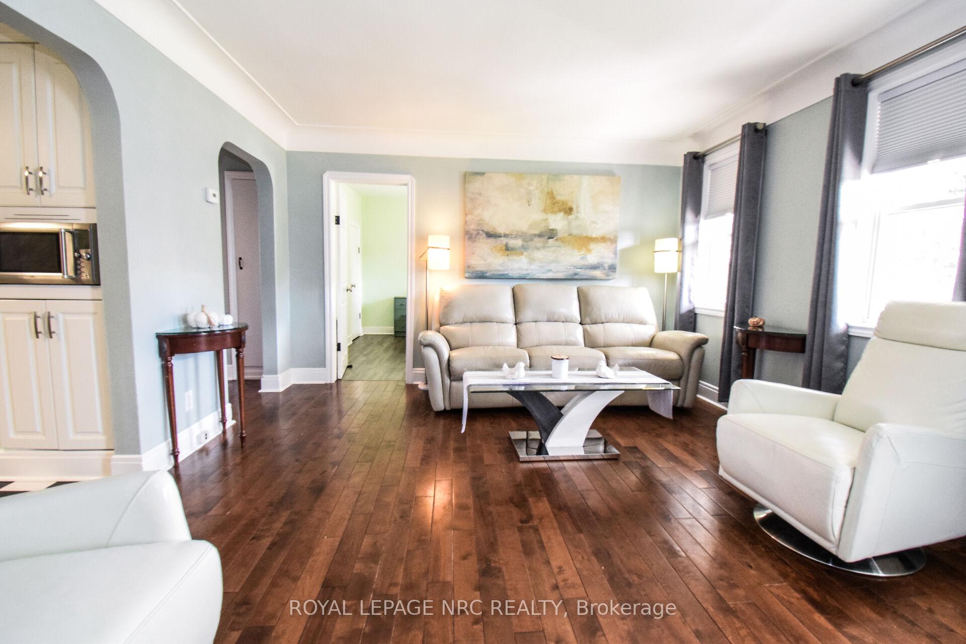 Photo 5 of 850 David Street, Welland, Lincoln/Crowland — HOMEH