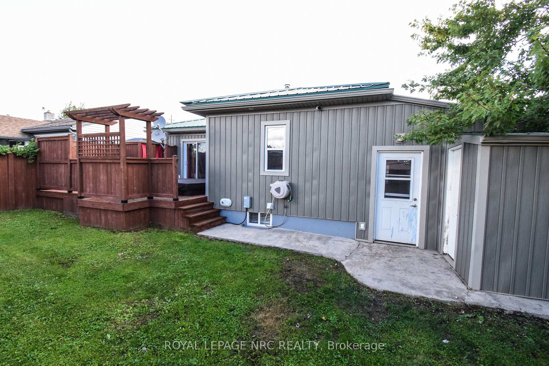 Photo 37 of 850 David Street, Welland, Lincoln/Crowland — HOMEH