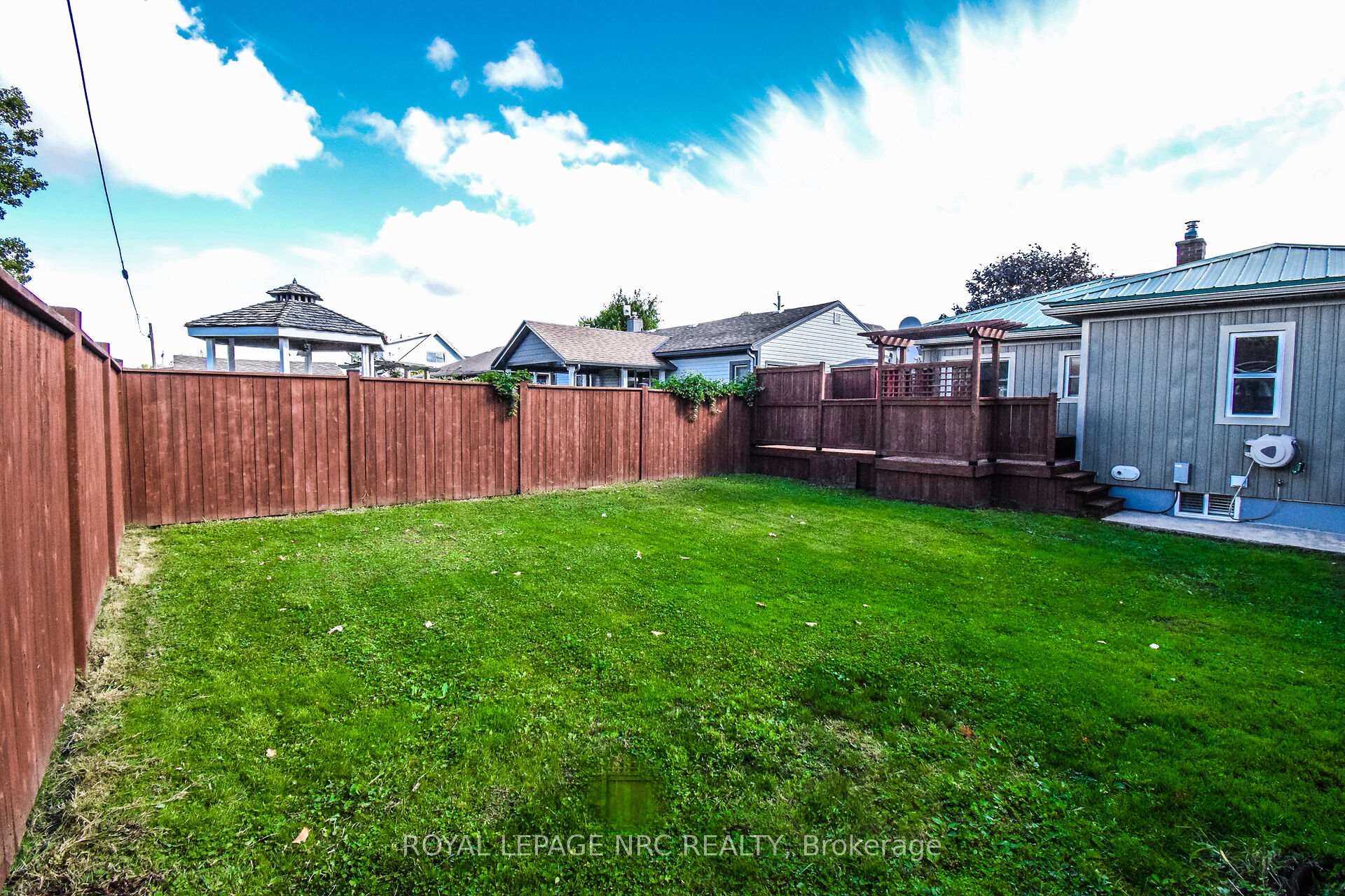 Photo 40 of 850 David Street, Welland, Lincoln/Crowland — HOMEH