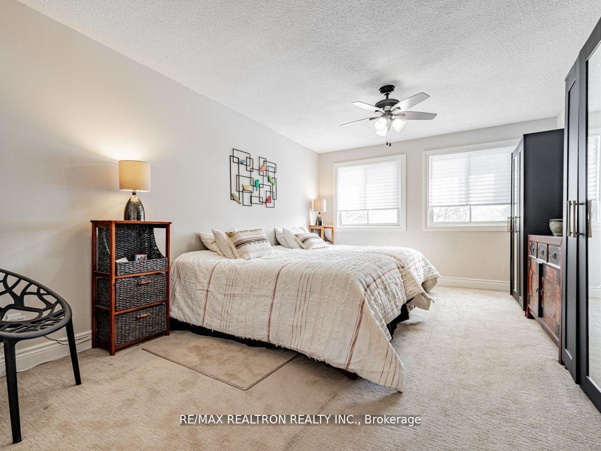 Photo 22 of 209 Charles Street, Vaughan, Crestwood-Springfarm-Yorkhill — HOMEH