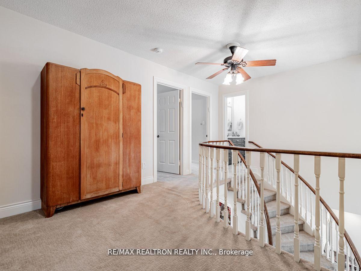 Photo 25 of 209 Charles Street, Vaughan, Crestwood-Springfarm-Yorkhill — HOMEH