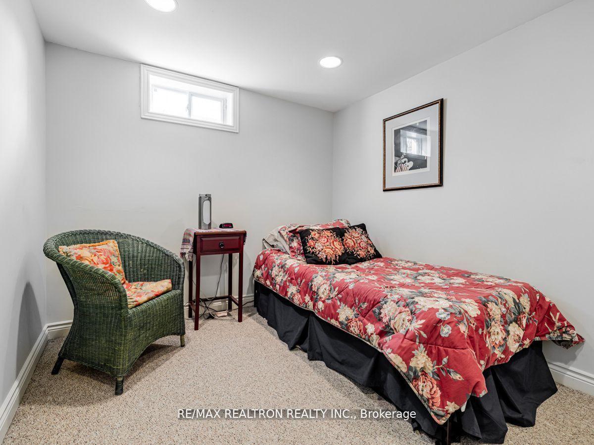 Photo 29 of 209 Charles Street, Vaughan, Crestwood-Springfarm-Yorkhill — HOMEH