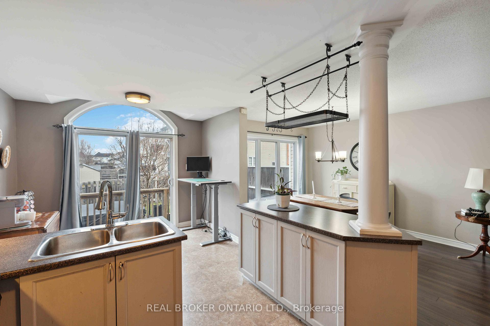 Photo 9 of 278 Montmorency Way, Ottawa, Avalon East — HOMEH