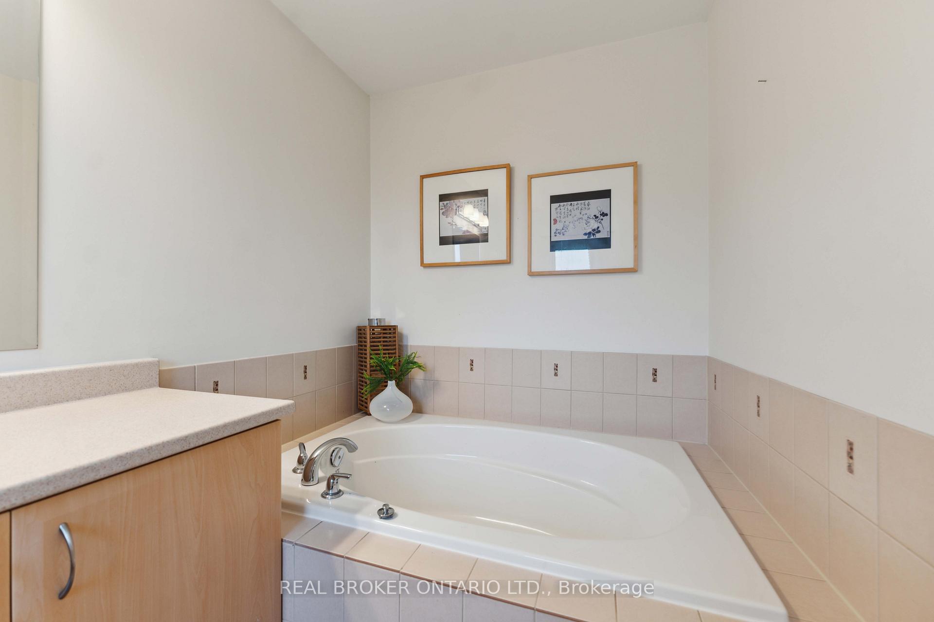 Photo 20 of 278 Montmorency Way, Ottawa, Avalon East — HOMEH