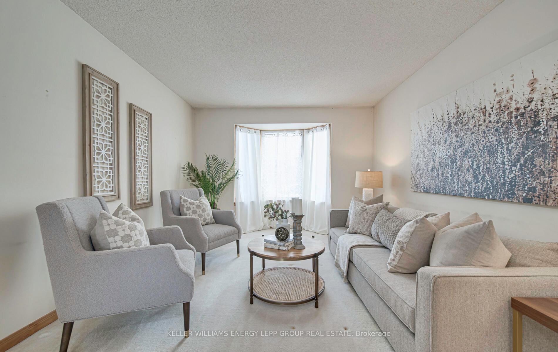 Photo 8 of 8 Hialeah Crescent, Whitby, Blue Grass Meadows — HOMEH