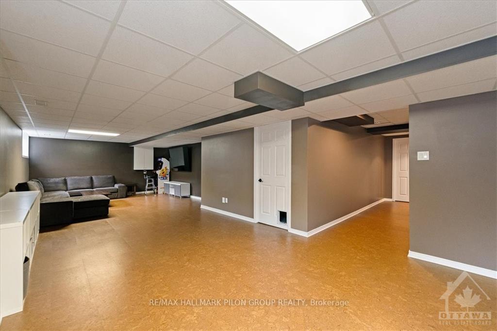 Photo 14 of 2088 Ricardo Street, Ottawa, Avalon East — HOMEH