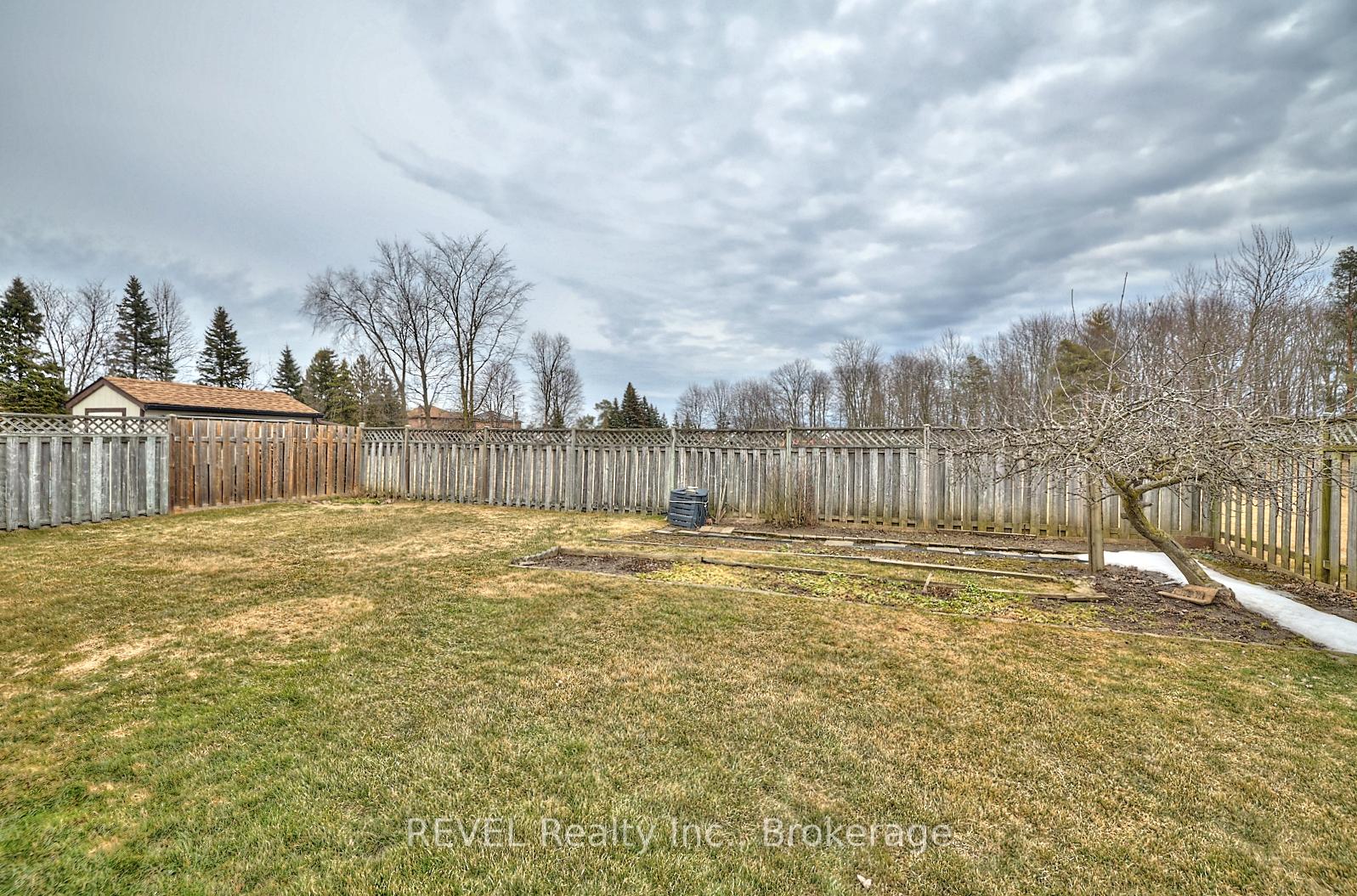 Photo 34 of 40 Northwood Drive, Welland, N. Welland — HOMEH