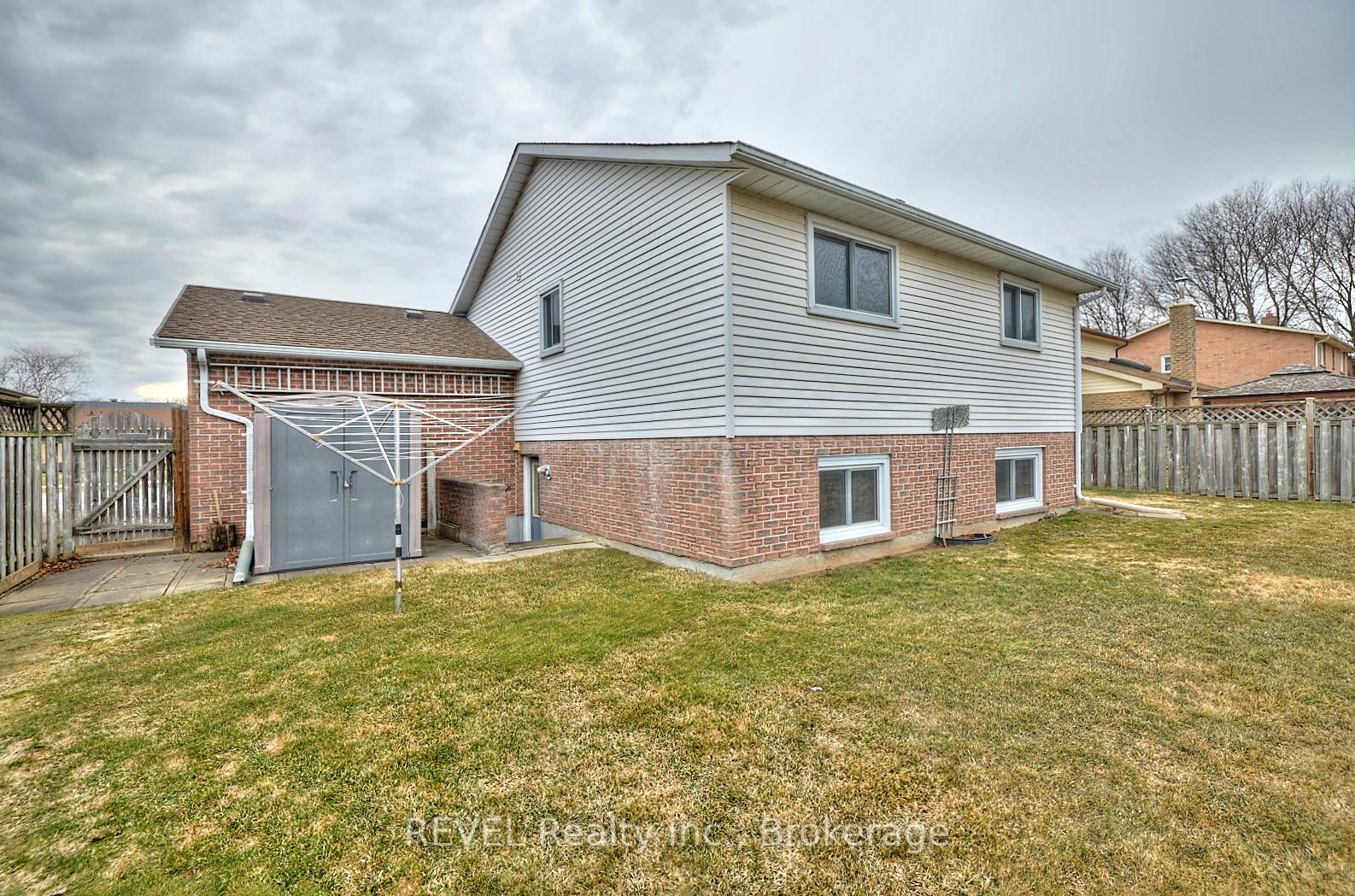 Photo 40 of 40 Northwood Drive, Welland, N. Welland — HOMEH