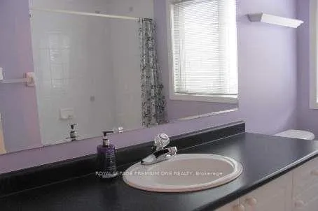 Photo 7 of 18 Madeira Avenue, Vaughan, Vellore Village — HOMEH