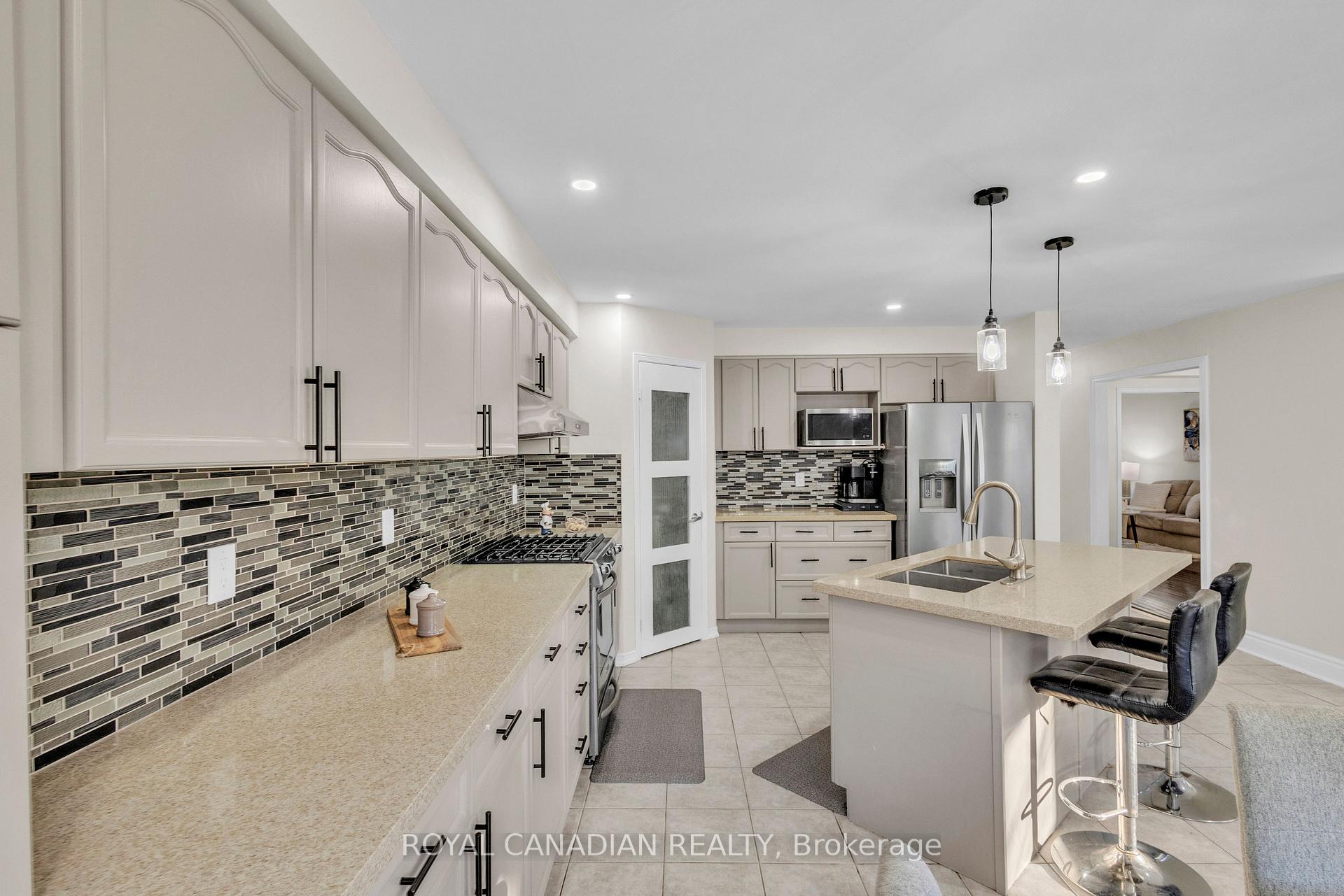Photo 21 of 1480 Coldstream Drive, Oshawa, Taunton — HOMEH