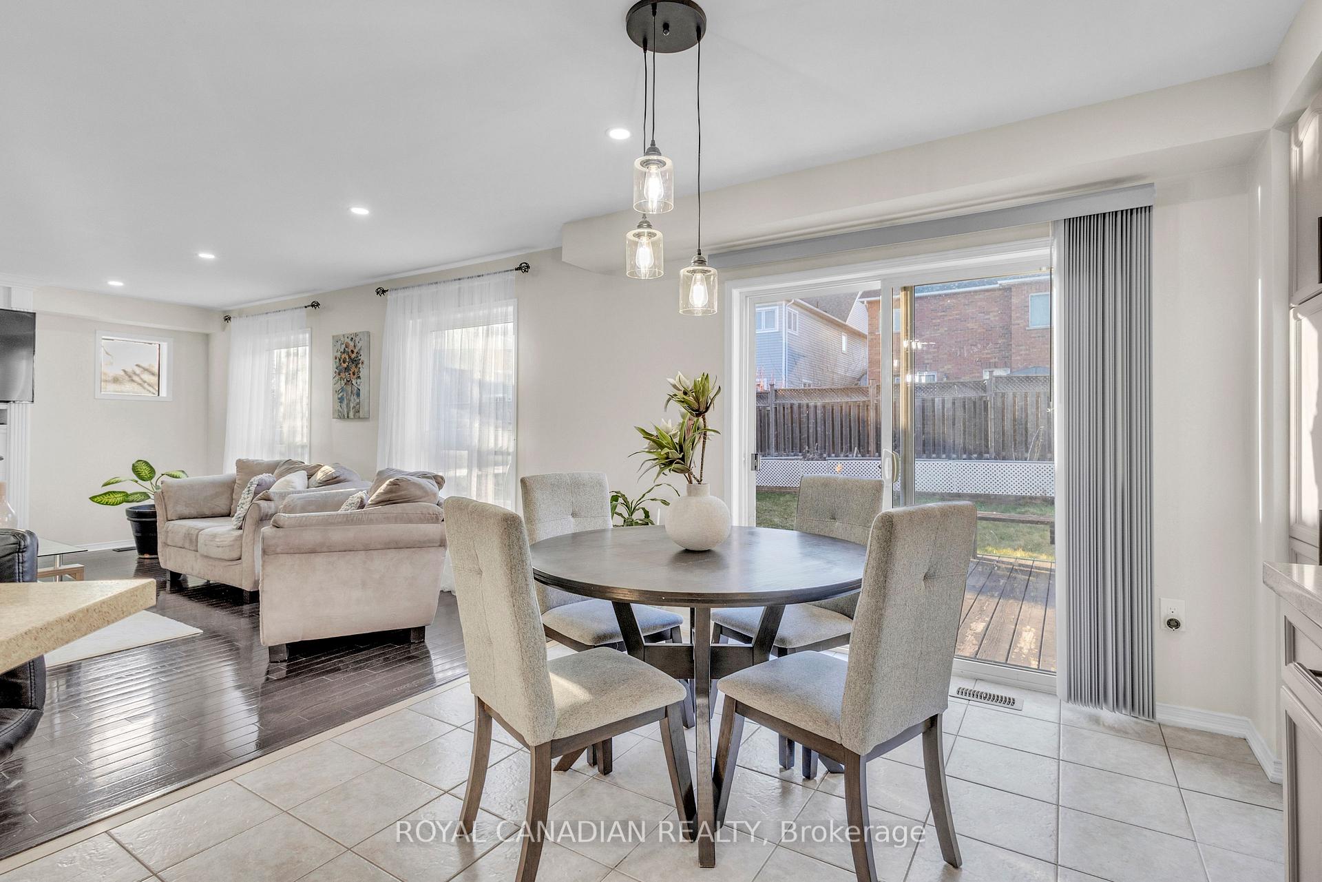Photo 24 of 1480 Coldstream Drive, Oshawa, Taunton — HOMEH