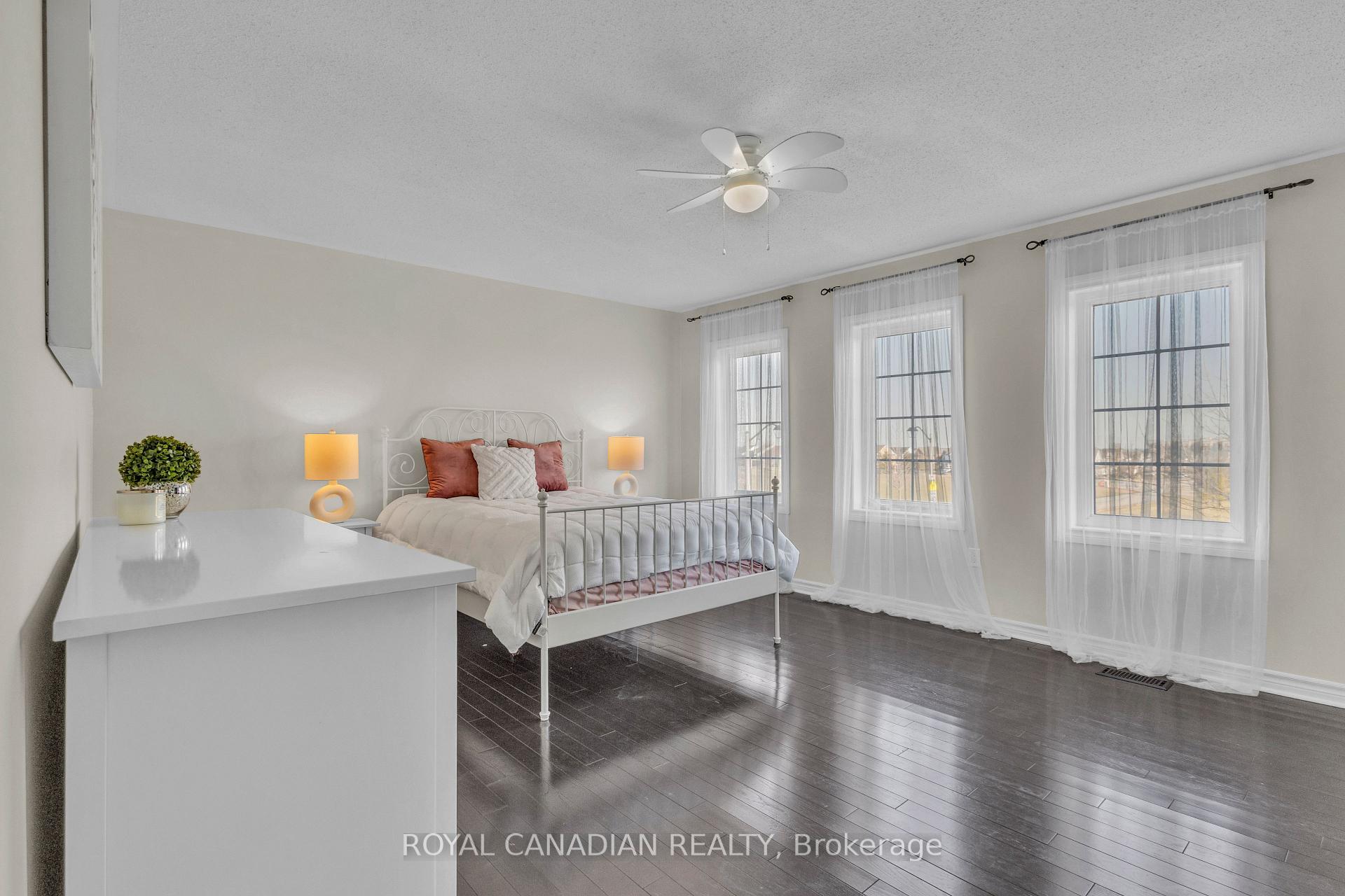 Photo 33 of 1480 Coldstream Drive, Oshawa, Taunton — HOMEH