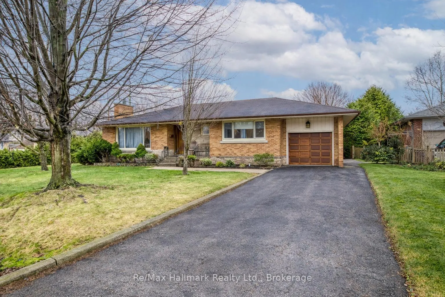 Front of 216 Wales Crescent