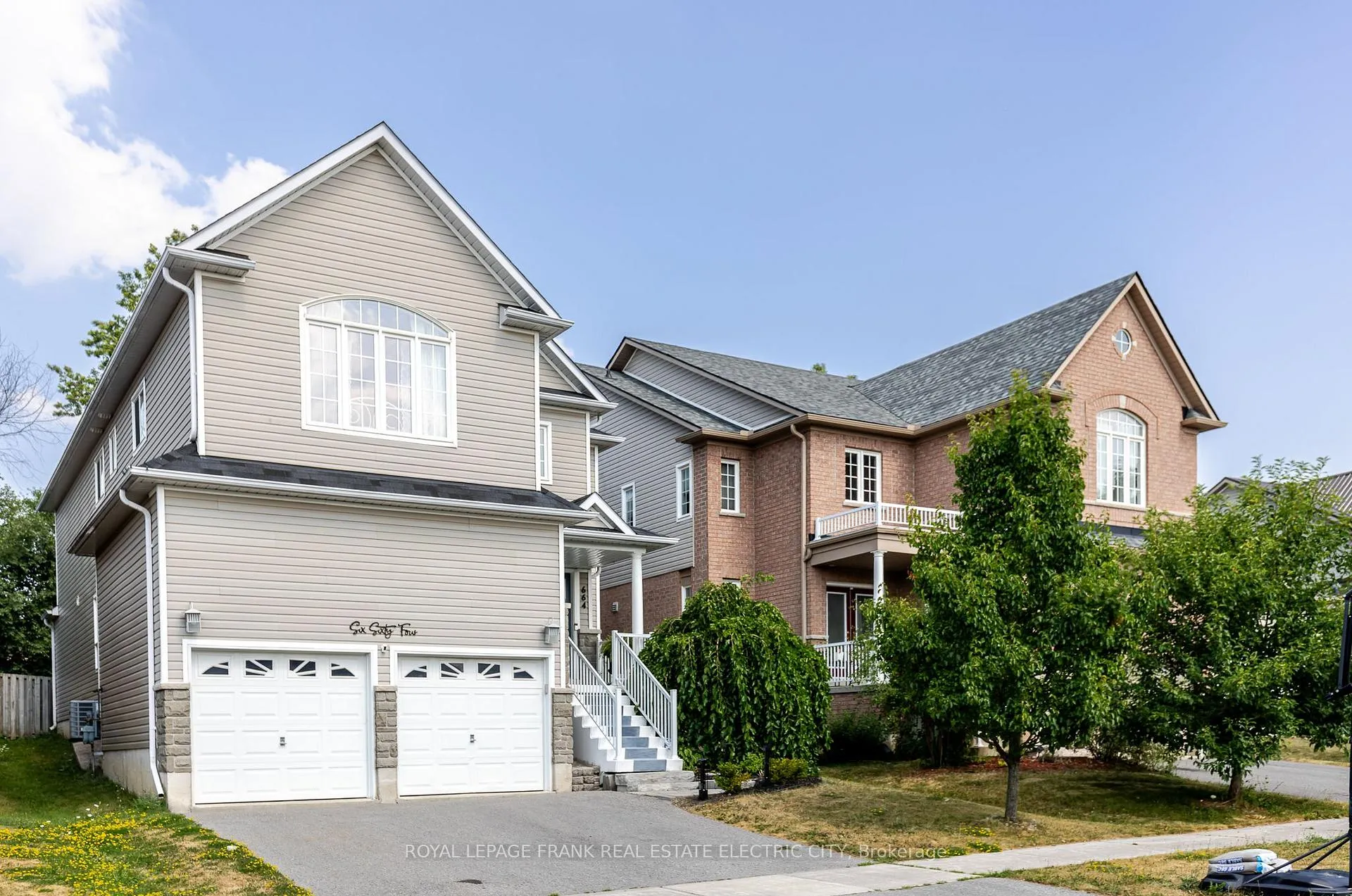 Photo 2 of 664 Tully Crescent, Peterborough, Monaghan Ward 2 — HOMEH
