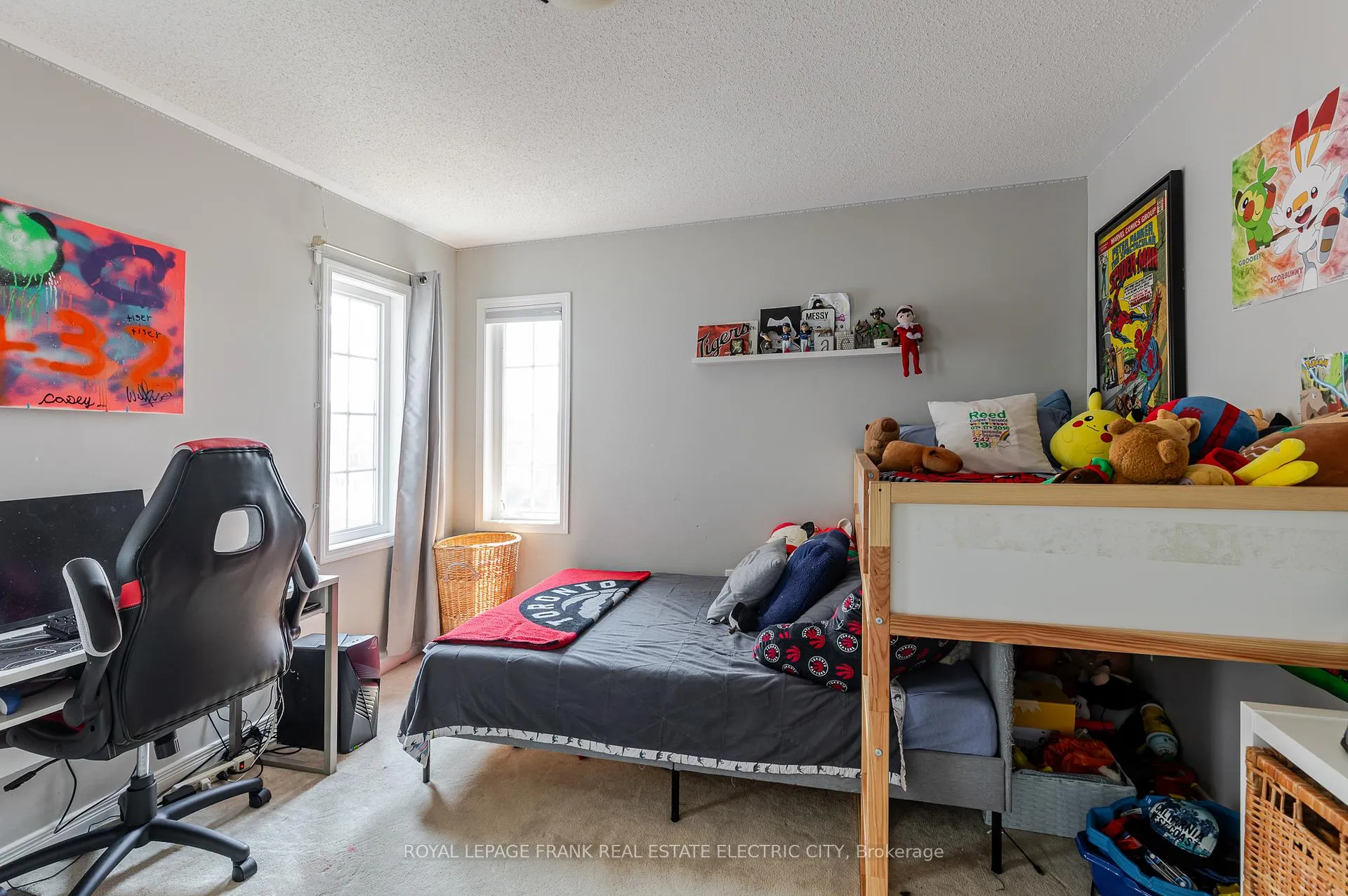 Photo 35 of 664 Tully Crescent, Peterborough, Monaghan Ward 2 — HOMEH