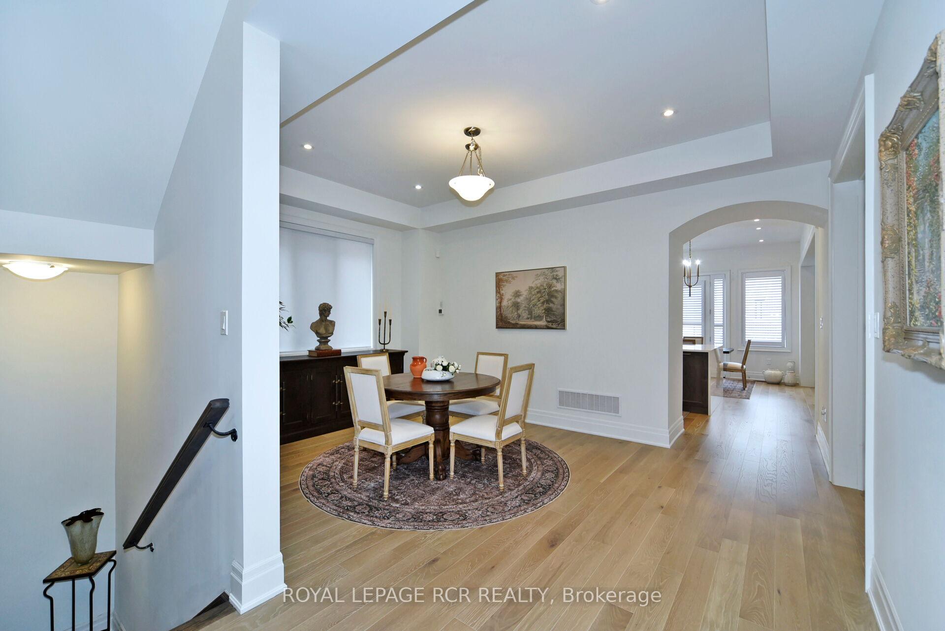 Photo 7 of 200 Silver Creek Drive, Vaughan, Vellore Village — HOMEH