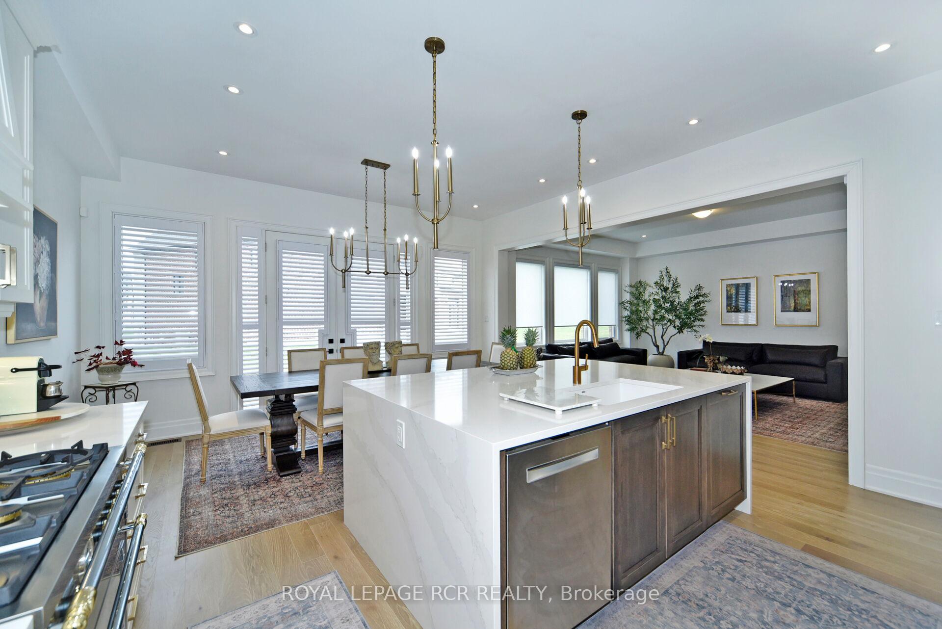 Photo 17 of 200 Silver Creek Drive, Vaughan, Vellore Village — HOMEH