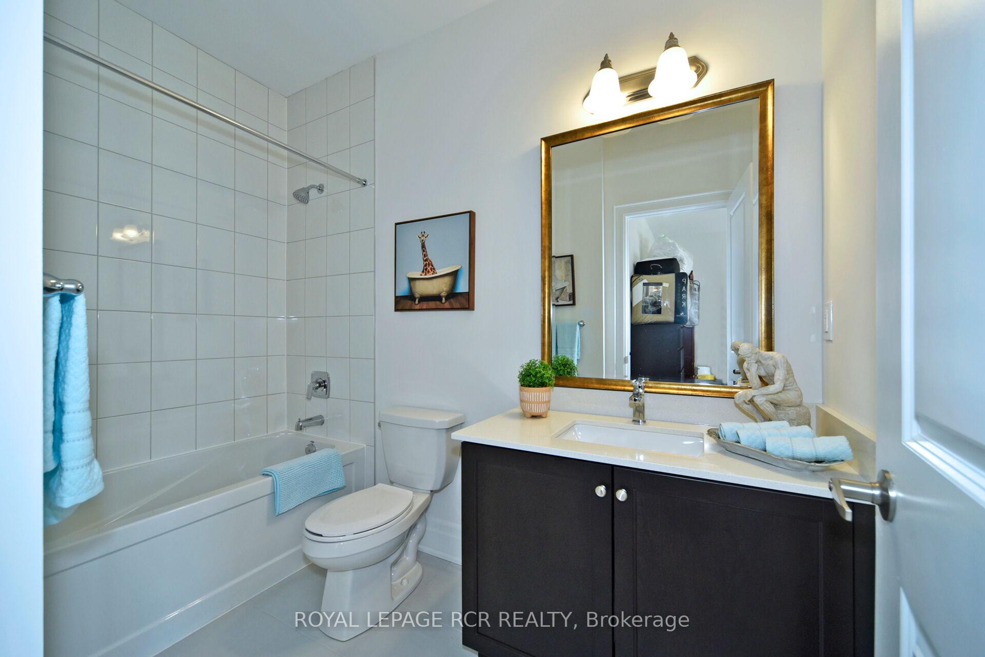 Photo 26 of 200 Silver Creek Drive, Vaughan, Vellore Village — HOMEH