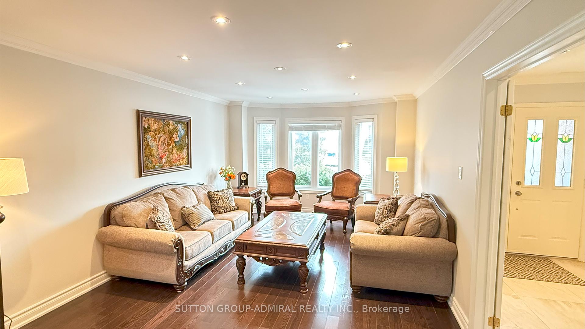 Photo 23 of 18 Tangreen Circle, Vaughan, Crestwood-Springfarm-Yorkhill — HOMEH