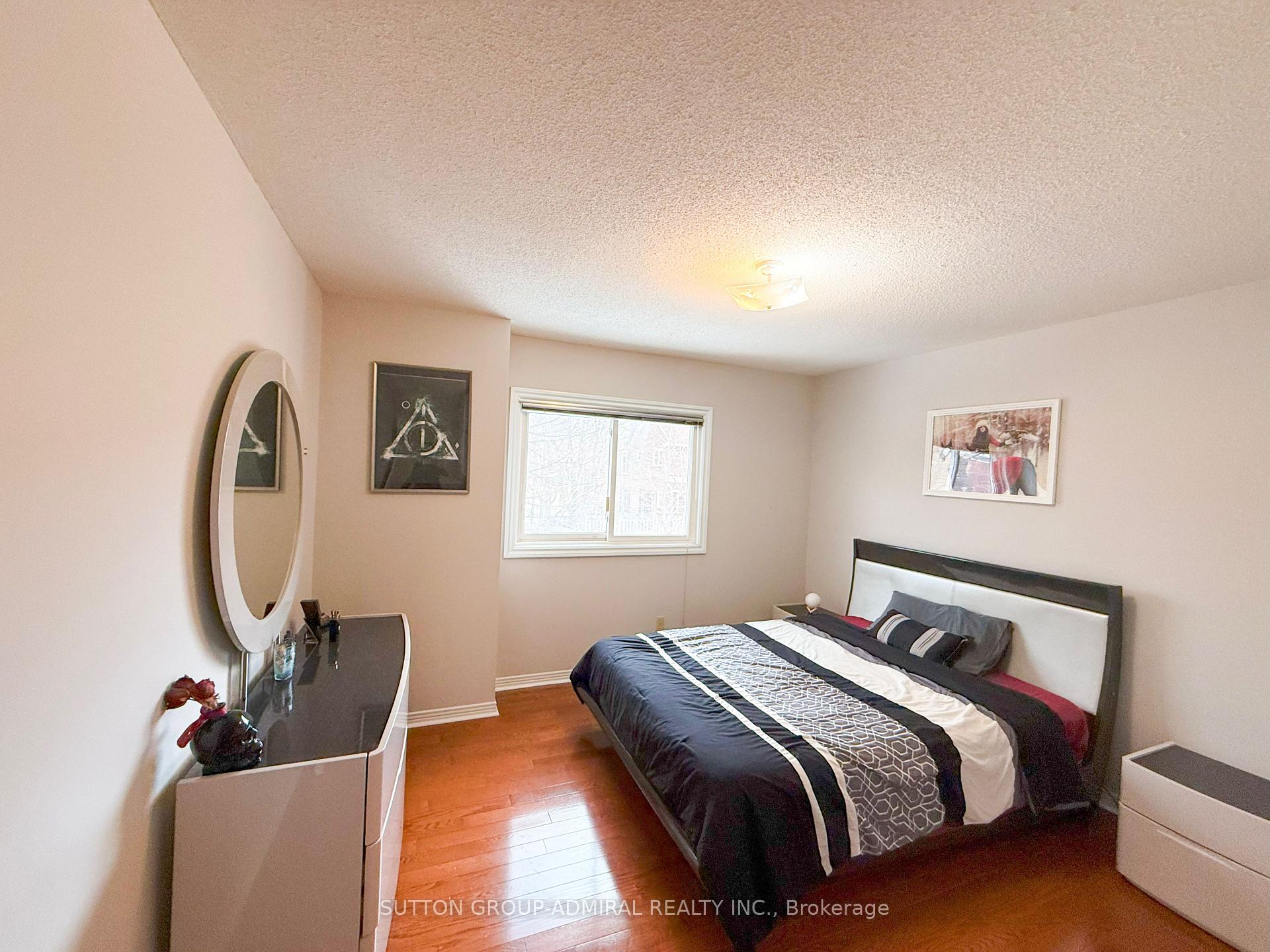 Photo 17 of 18 Tangreen Circle, Vaughan, Crestwood-Springfarm-Yorkhill — HOMEH