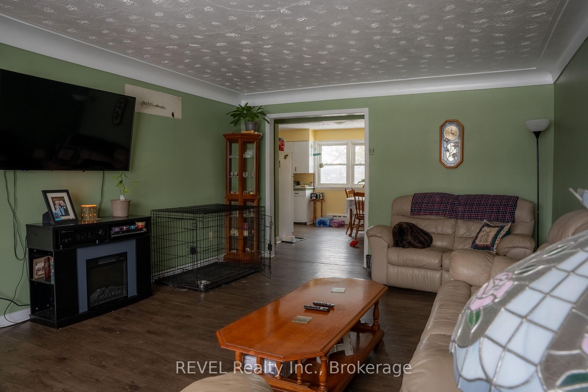 Photo 4 of 61 Commercial Street, Welland, Lincoln/Crowland — HOMEH
