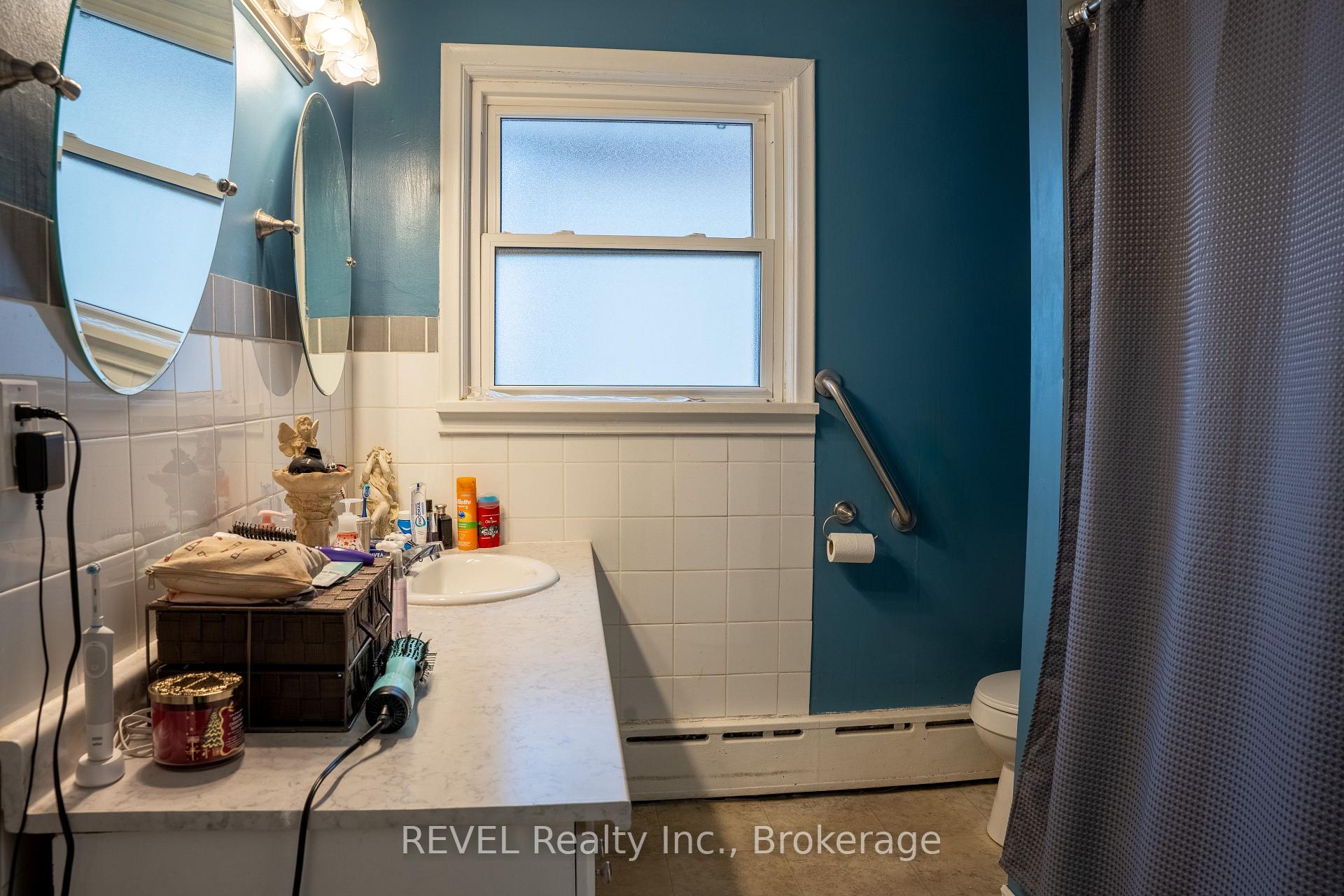 Photo 11 of 61 Commercial Street, Welland, Lincoln/Crowland — HOMEH