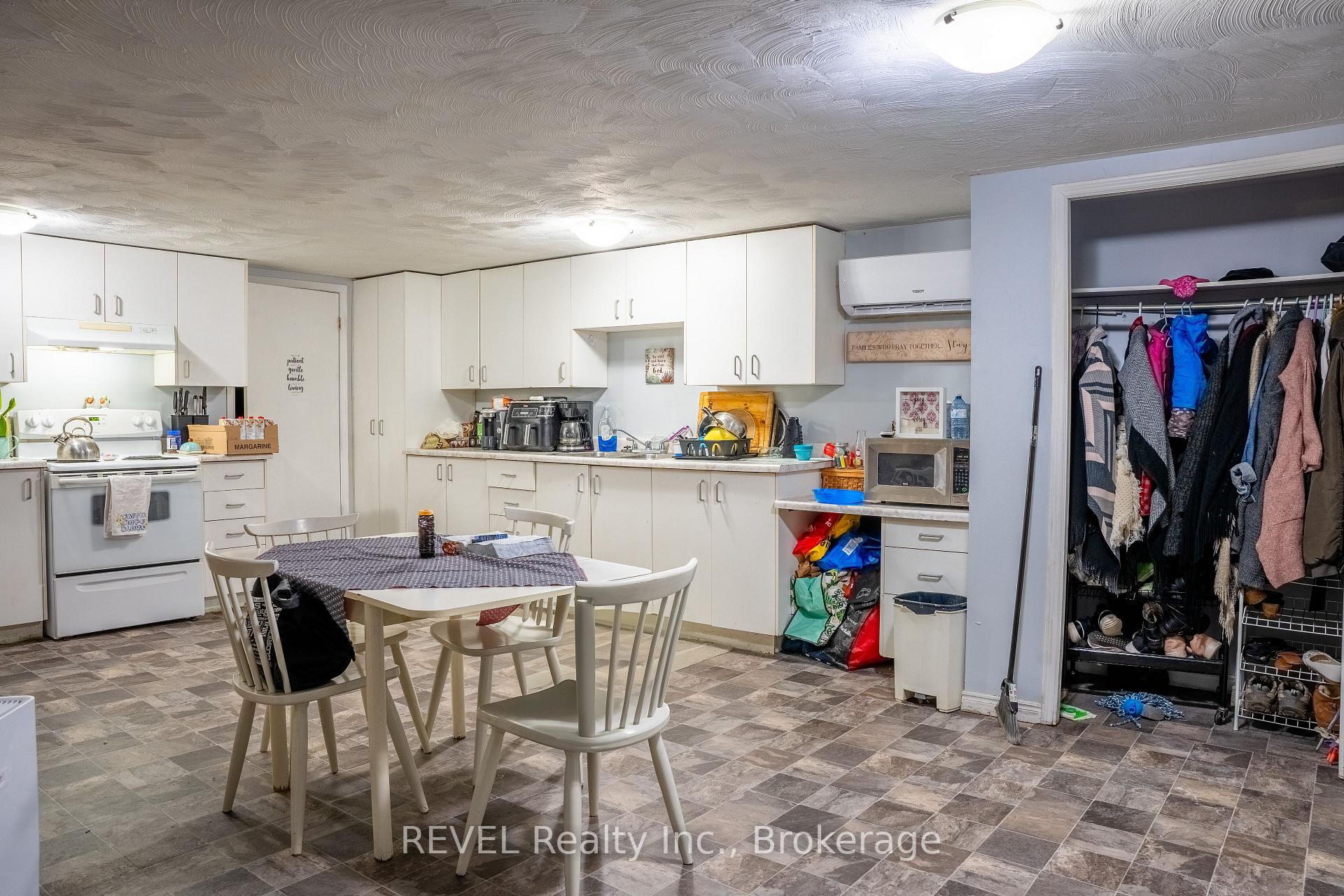 Photo 18 of 61 Commercial Street, Welland, Lincoln/Crowland — HOMEH