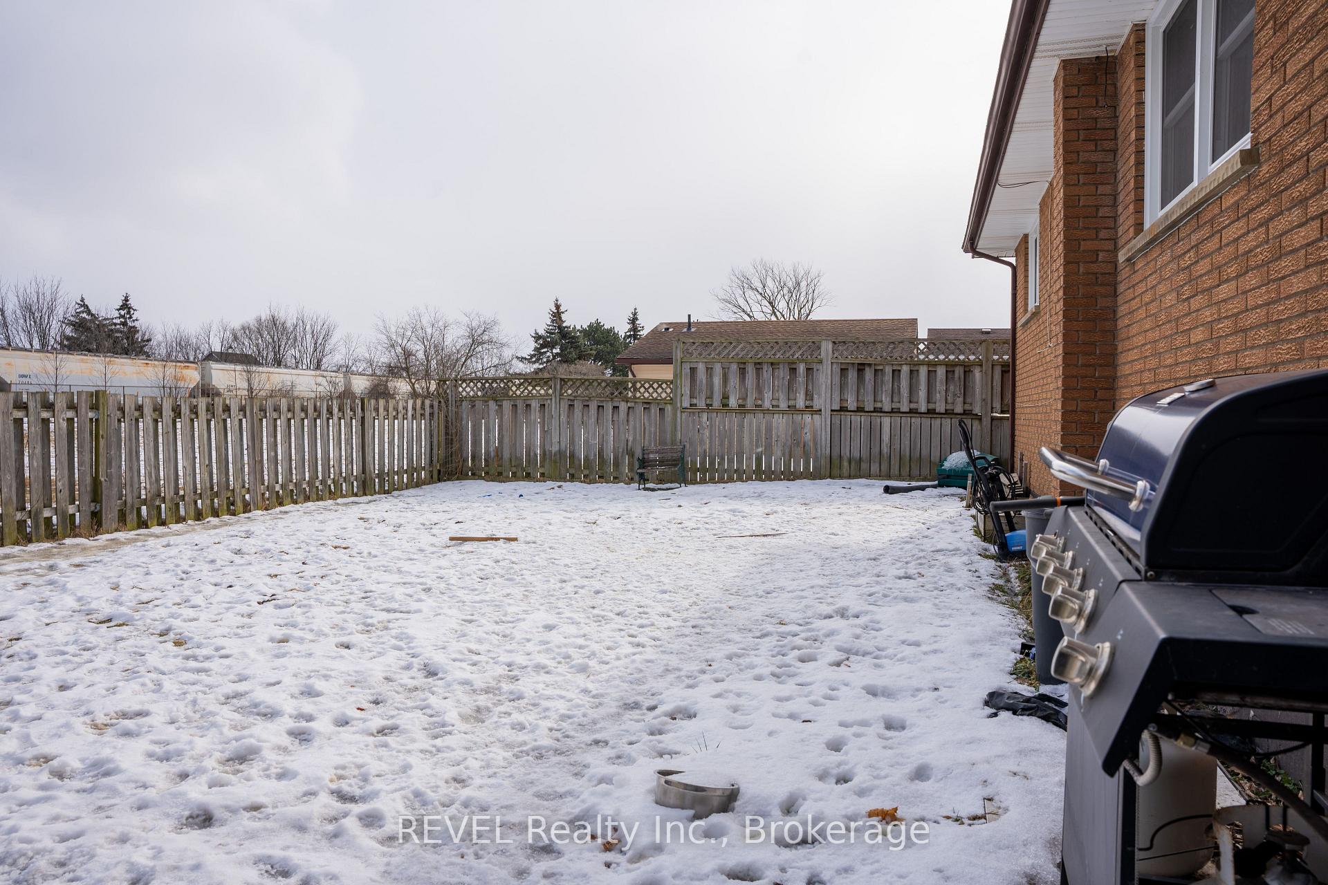 Photo 27 of 61 Commercial Street, Welland, Lincoln/Crowland — HOMEH