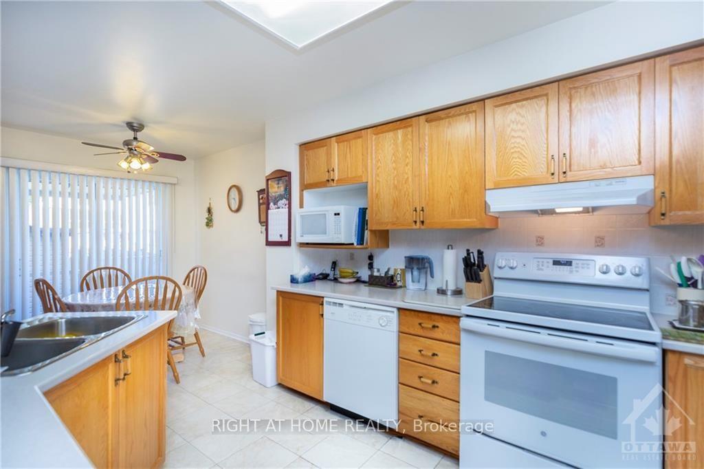 Photo 8 of 1654 Varennes Boulevard, Ottawa, Fallingbrook/Pineridge — HOMEH