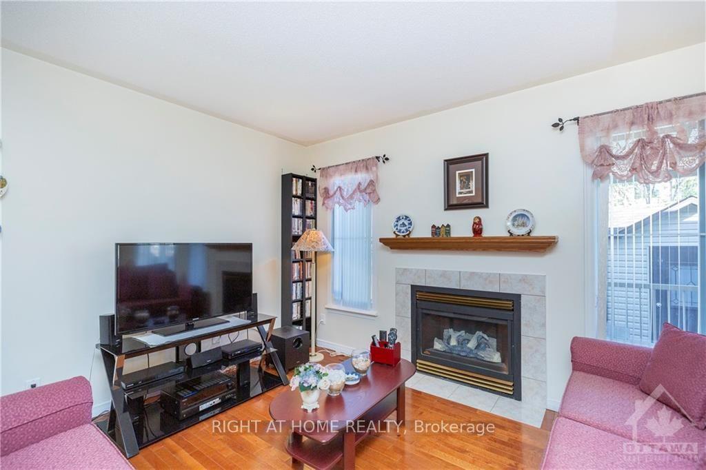 Photo 12 of 1654 Varennes Boulevard, Ottawa, Fallingbrook/Pineridge — HOMEH