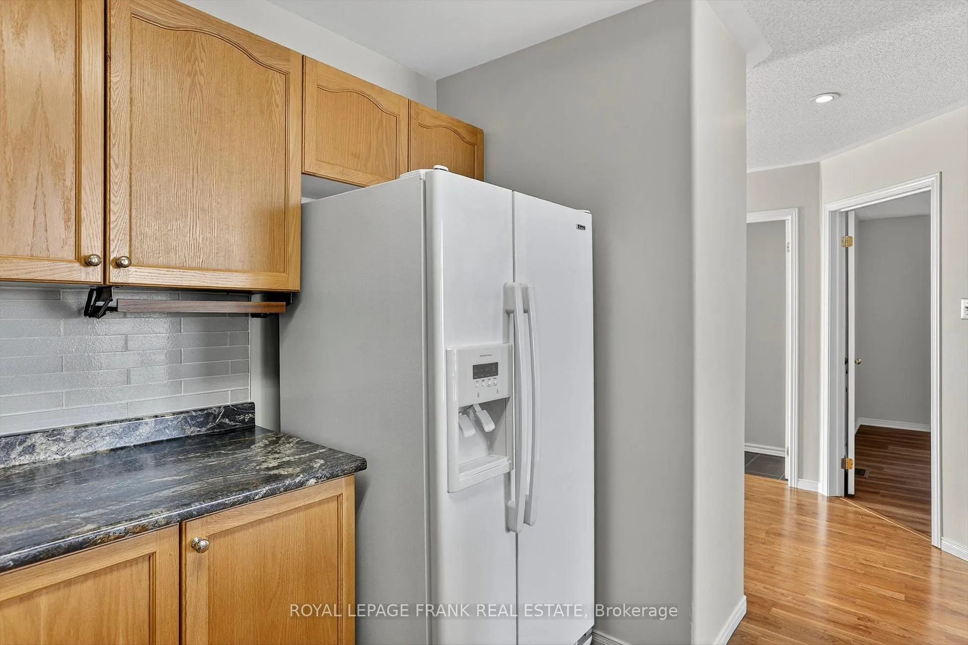 Photo 13 of 1840 Glenforest Boulevard, Peterborough, Monaghan Ward 2 — HOMEH
