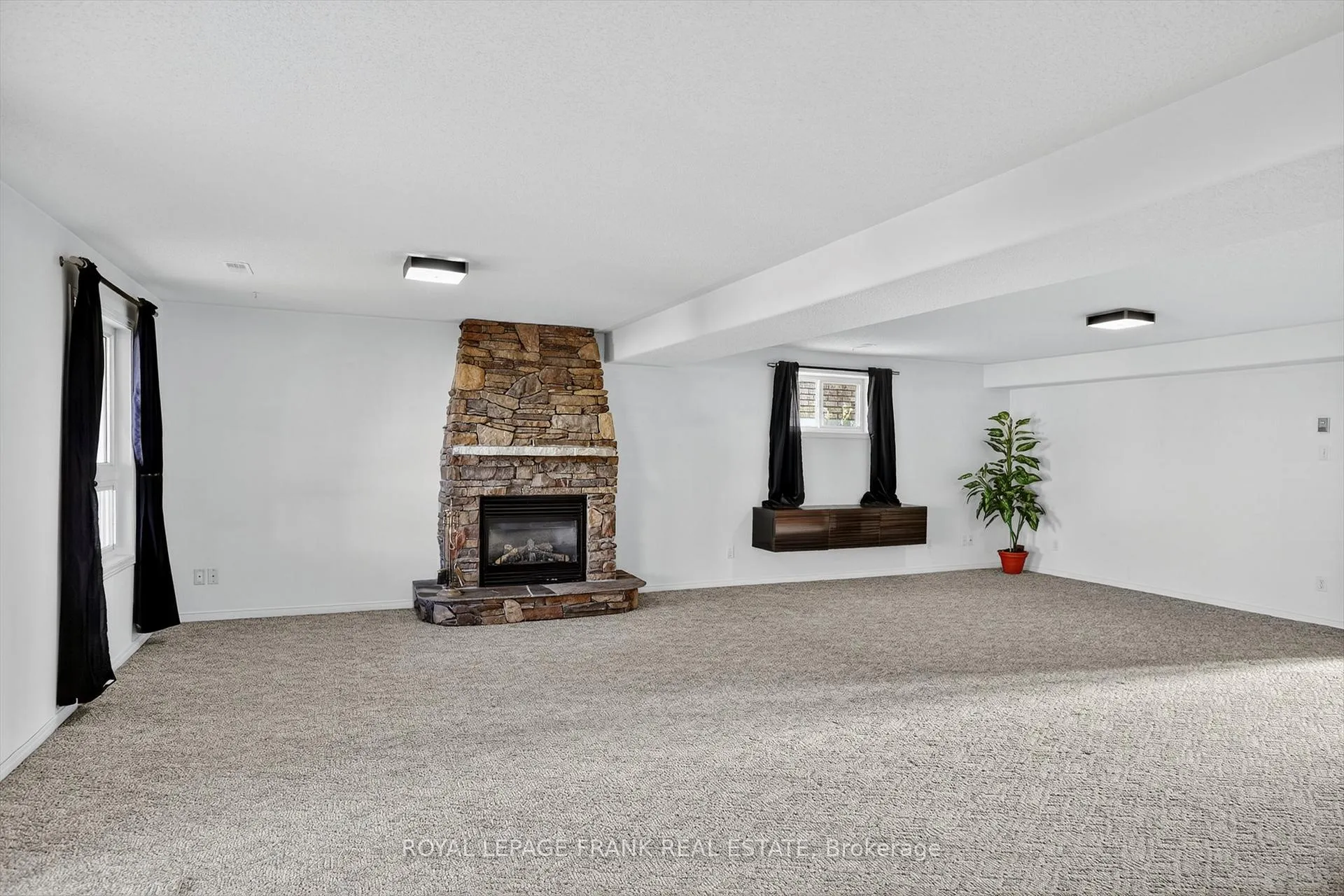 Photo 27 of 1840 Glenforest Boulevard, Peterborough, Monaghan Ward 2 — HOMEH