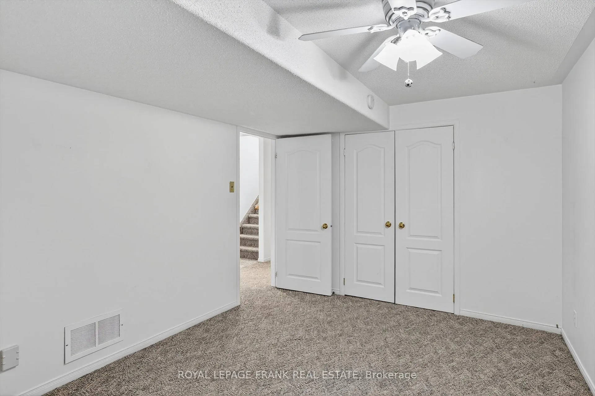 Photo 32 of 1840 Glenforest Boulevard, Peterborough, Monaghan Ward 2 — HOMEH
