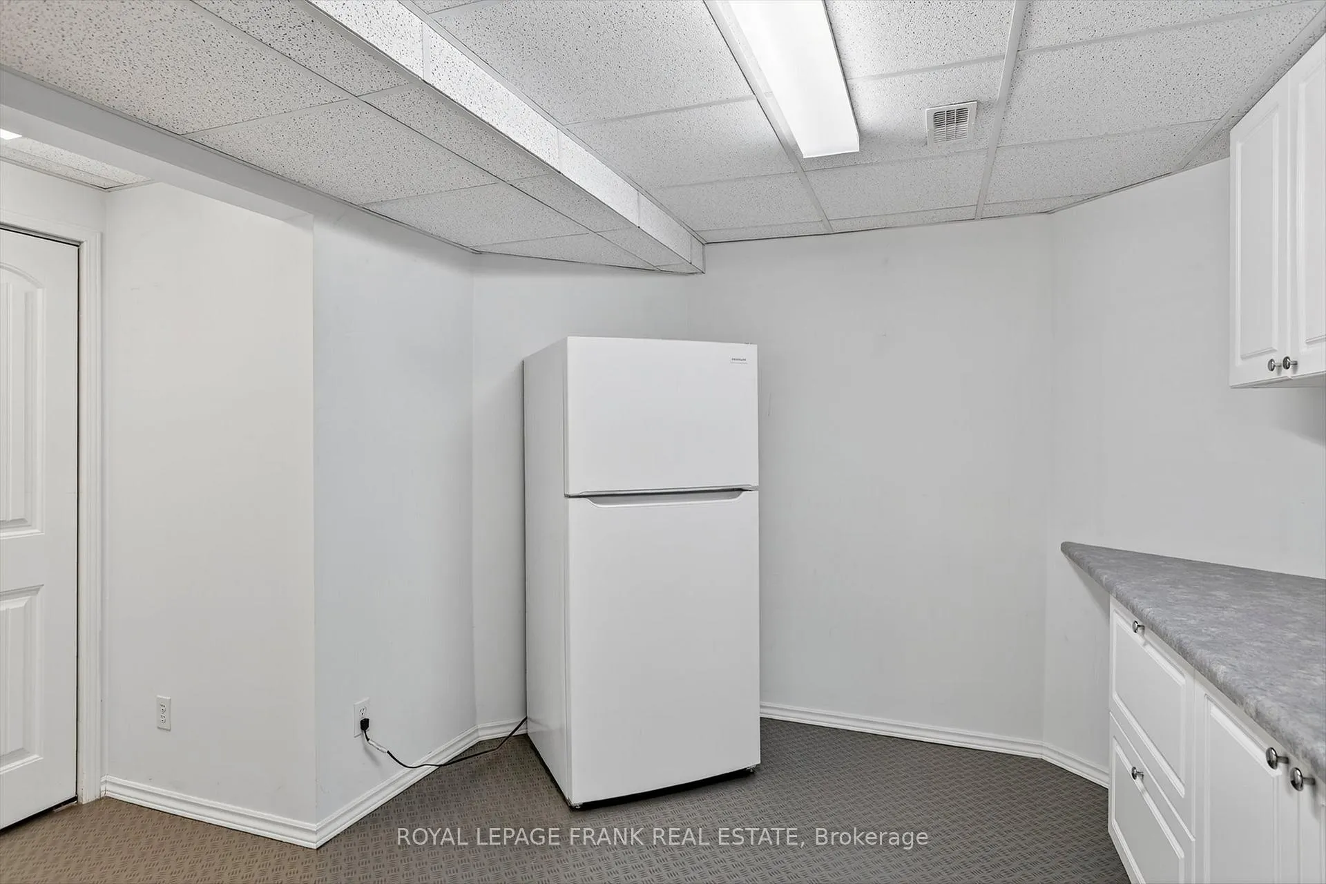 Photo 36 of 1840 Glenforest Boulevard, Peterborough, Monaghan Ward 2 — HOMEH