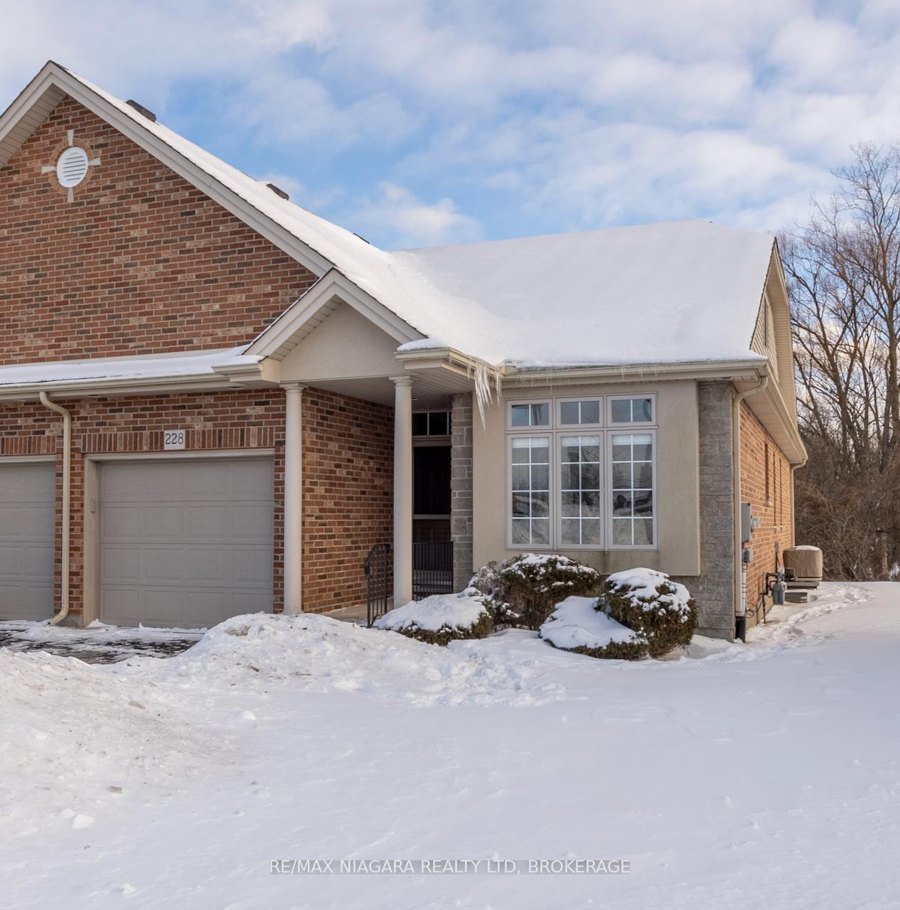 Front of 228 Willowlanding Court