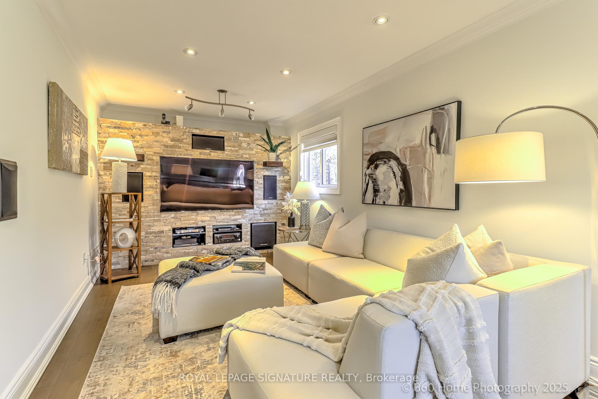 Photo 6 of 99 Deverell Street, Whitby, Rolling Acres — HOMEH