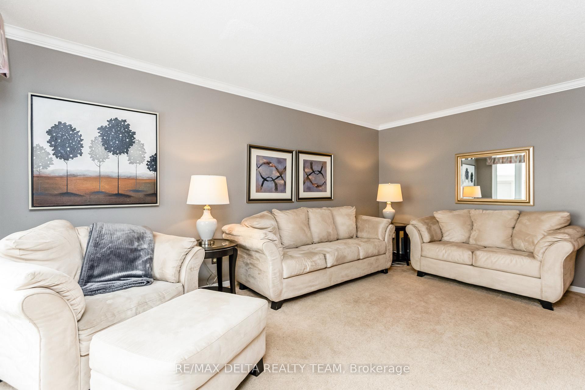 Photo 6 of 2024 Legrand Crescent, Ottawa, Queenswood Heights South — HOMEH
