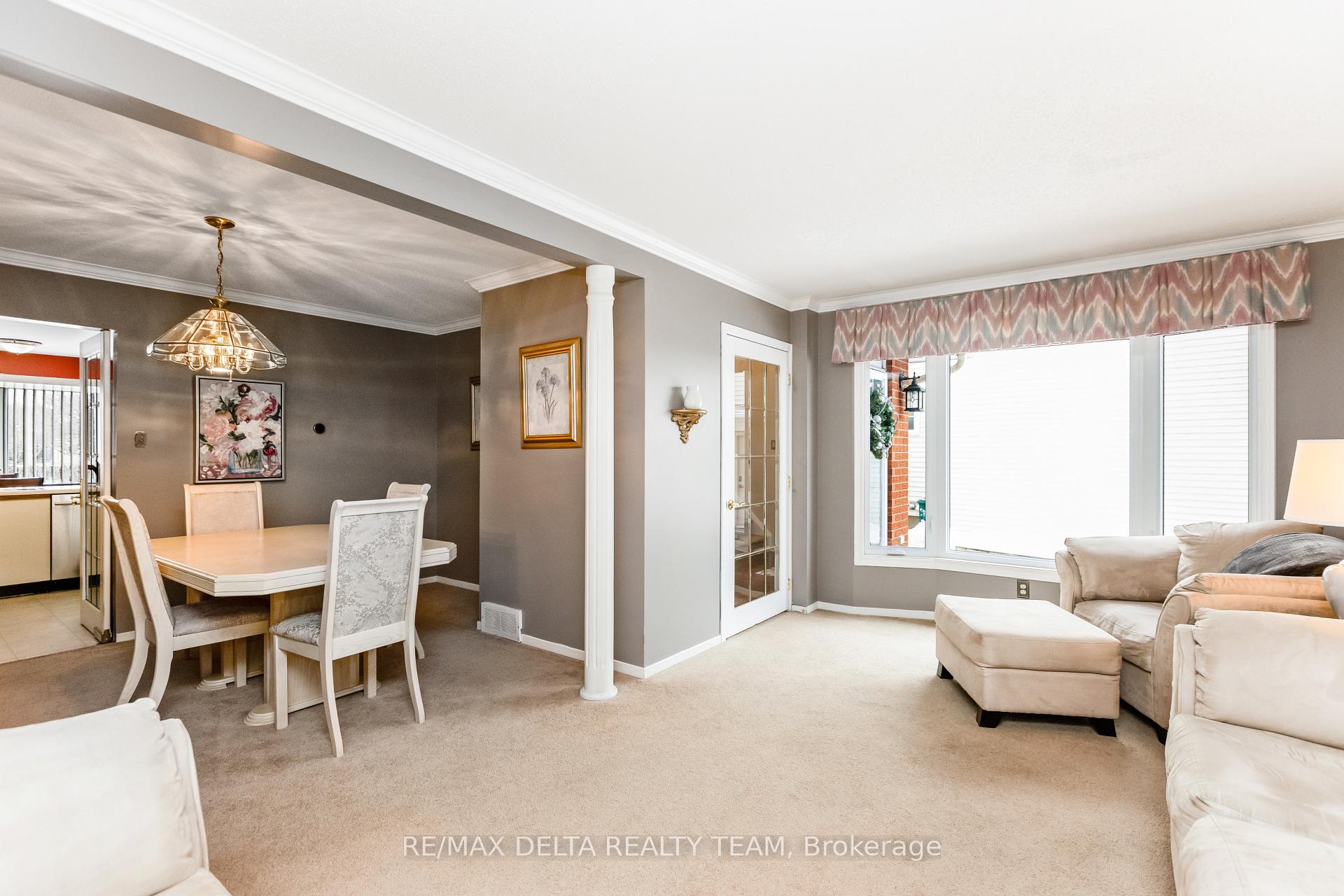 Photo 9 of 2024 Legrand Crescent, Ottawa, Queenswood Heights South — HOMEH